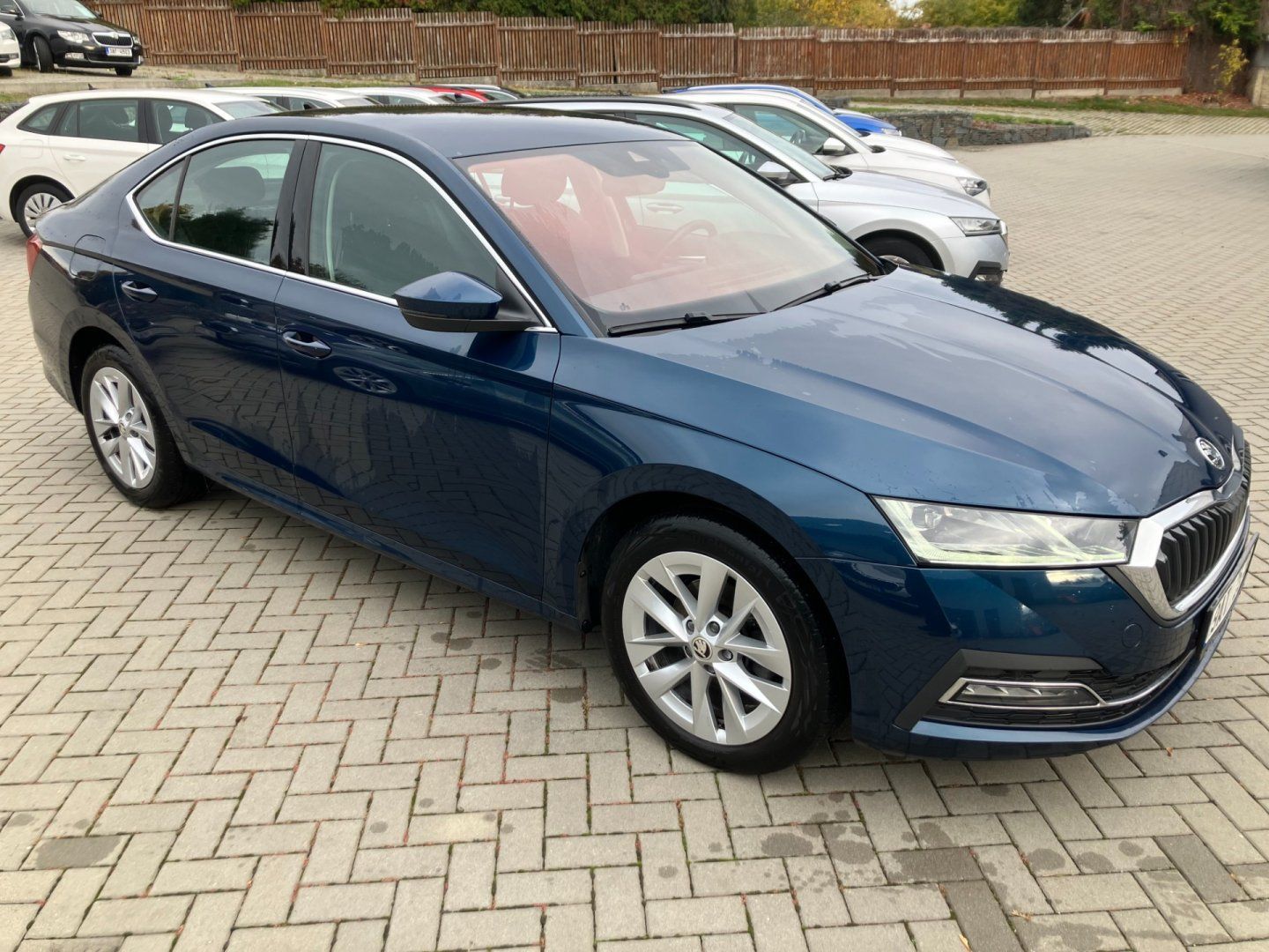 Škoda Octavia, 2.0TDI STYLE MATRIX CZ - fotka 2