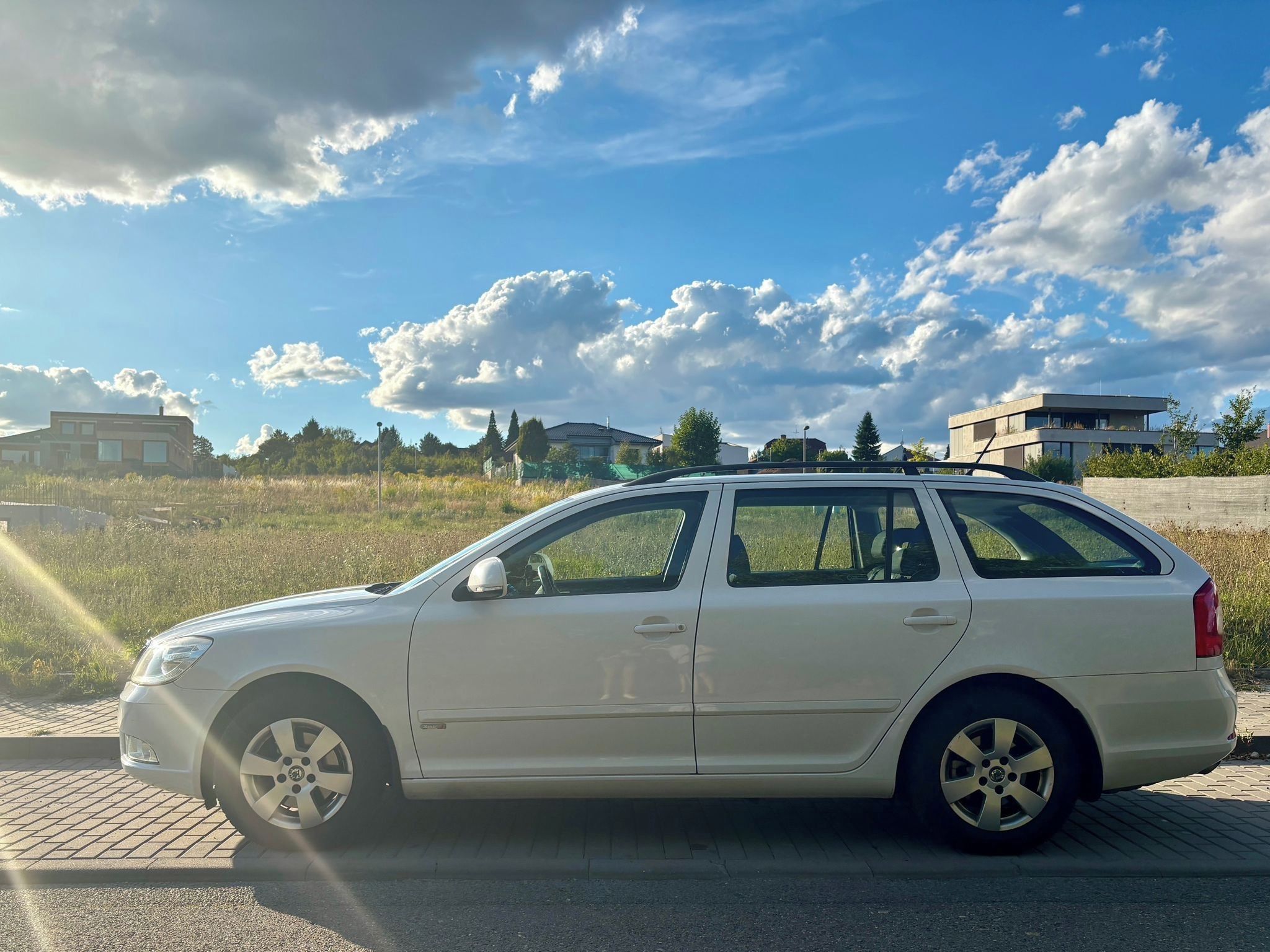 Škoda Octavia, Škoda Octavia II Combi 2.0 TDI - fotka 4