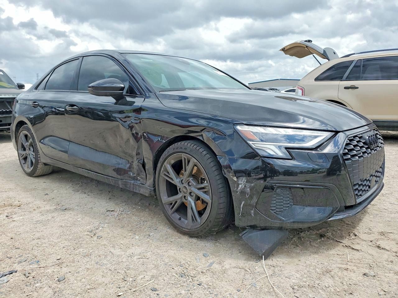 Audi A3, Auto na cestě - fotka 4