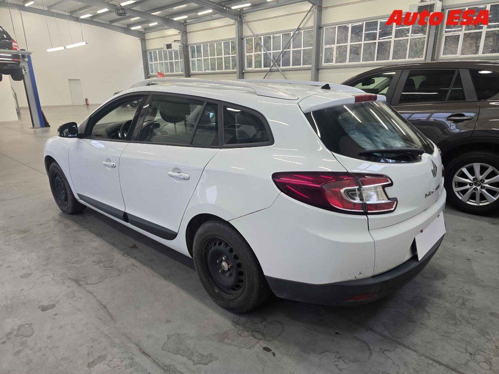 Renault Mégane, 1.6i,2.maj,ČR - fotka 2