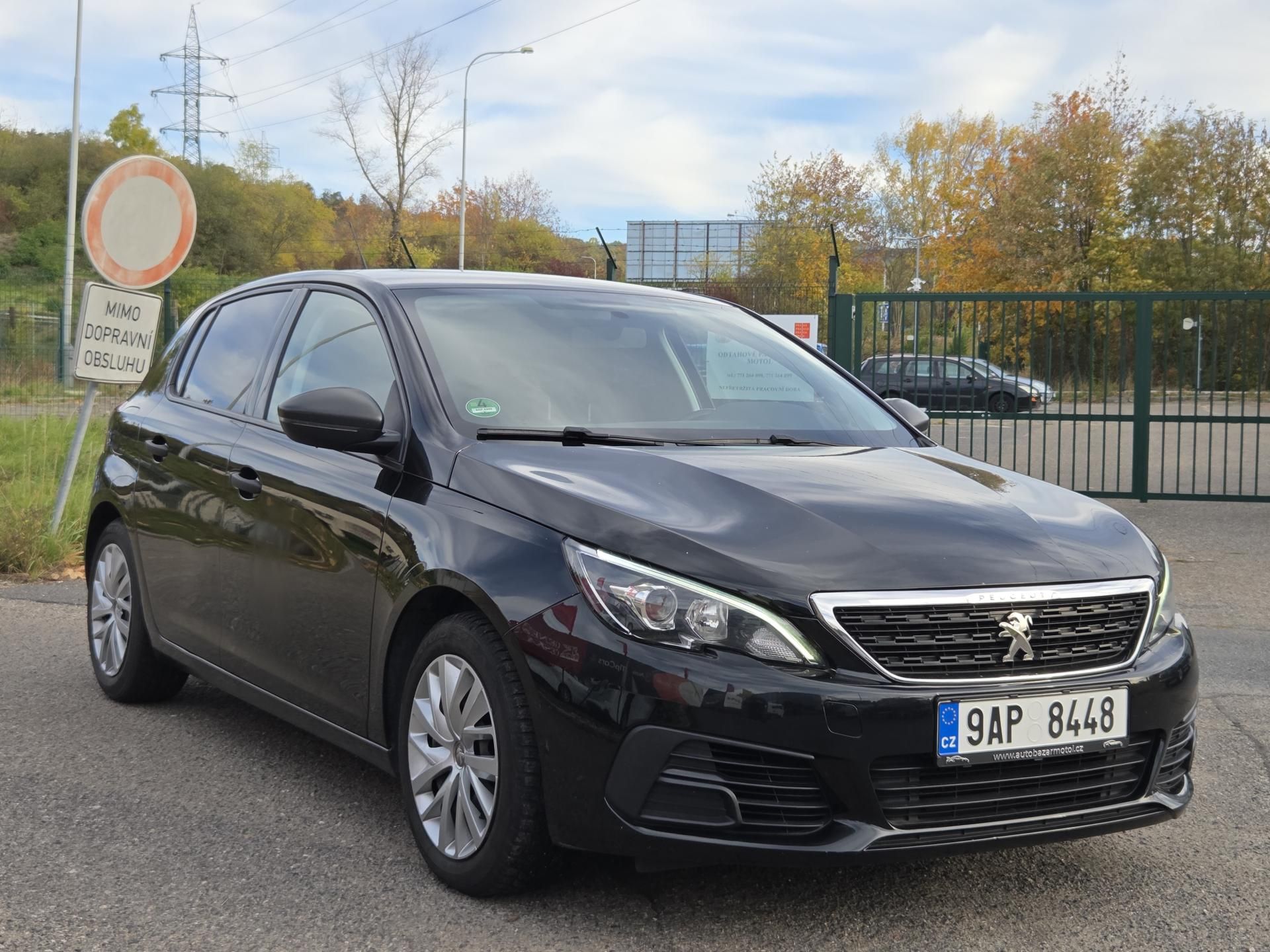Peugeot 308, 1,5BHD-i lze i na splátky VŠEM - fotka 3