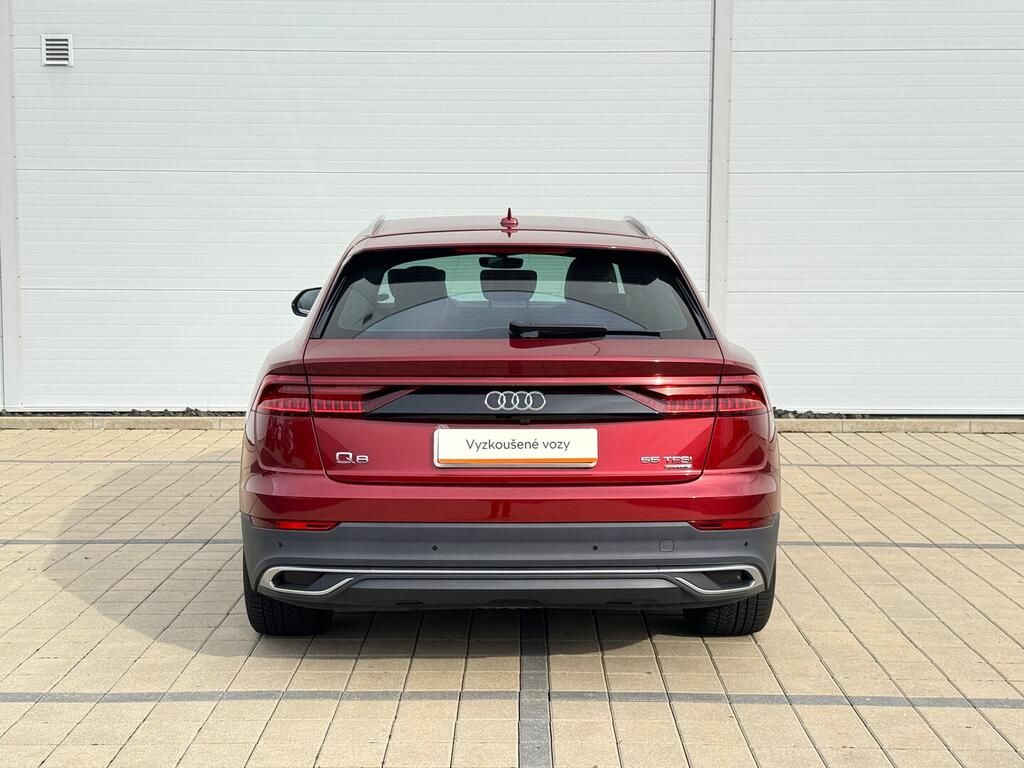 Audi Q8, Quattro Tiptronic 3.0 TFSI 250 - fotka 6
