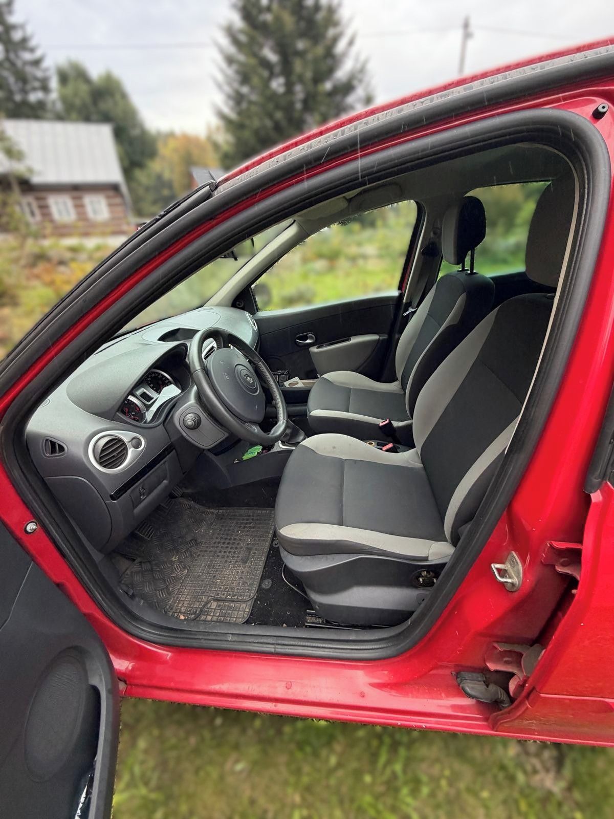 Renault Clio, po babičce - fotka 4