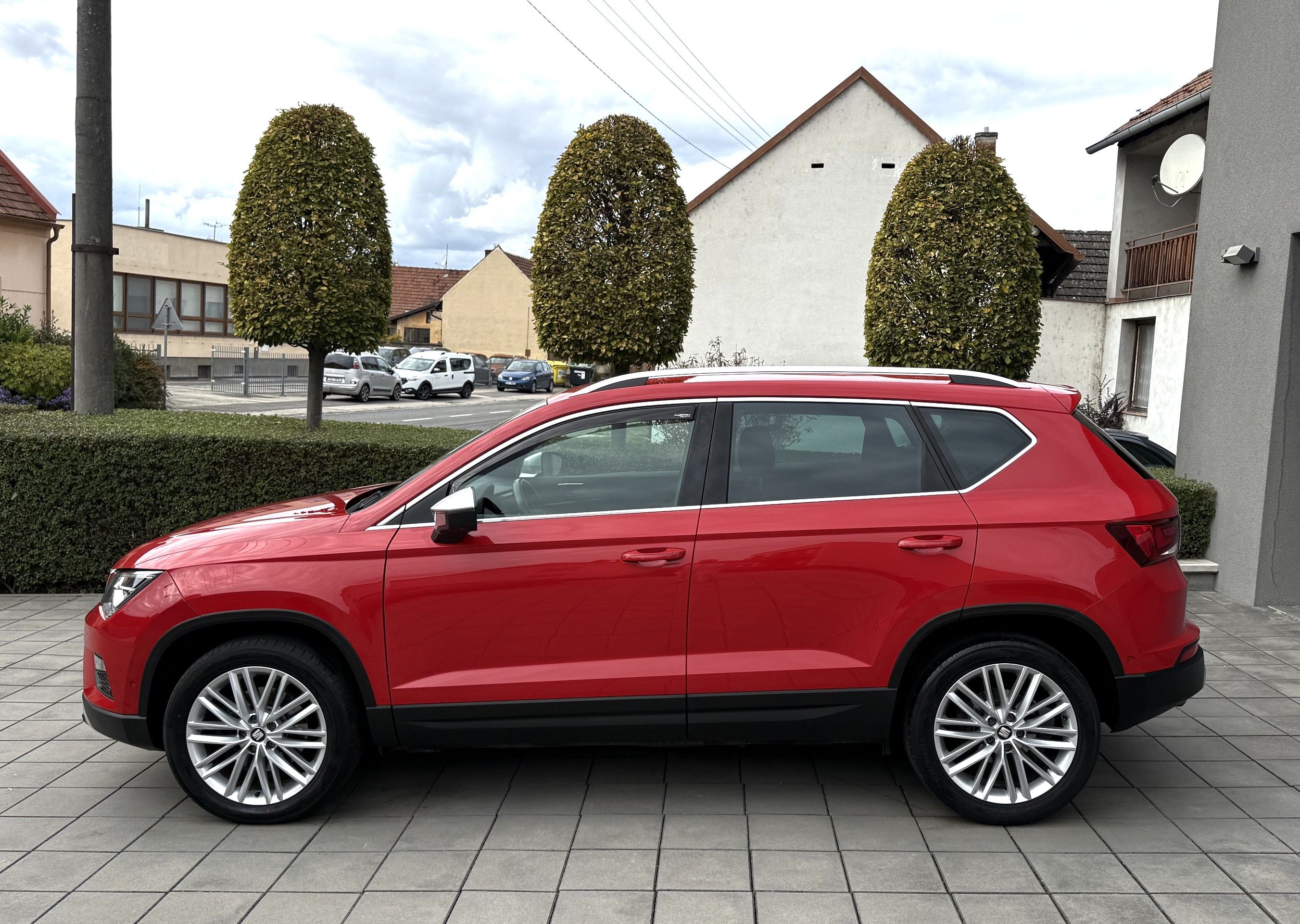 Seat Ateca, 2.0TDI,110kw,Xcellence,4Drive - fotka 6