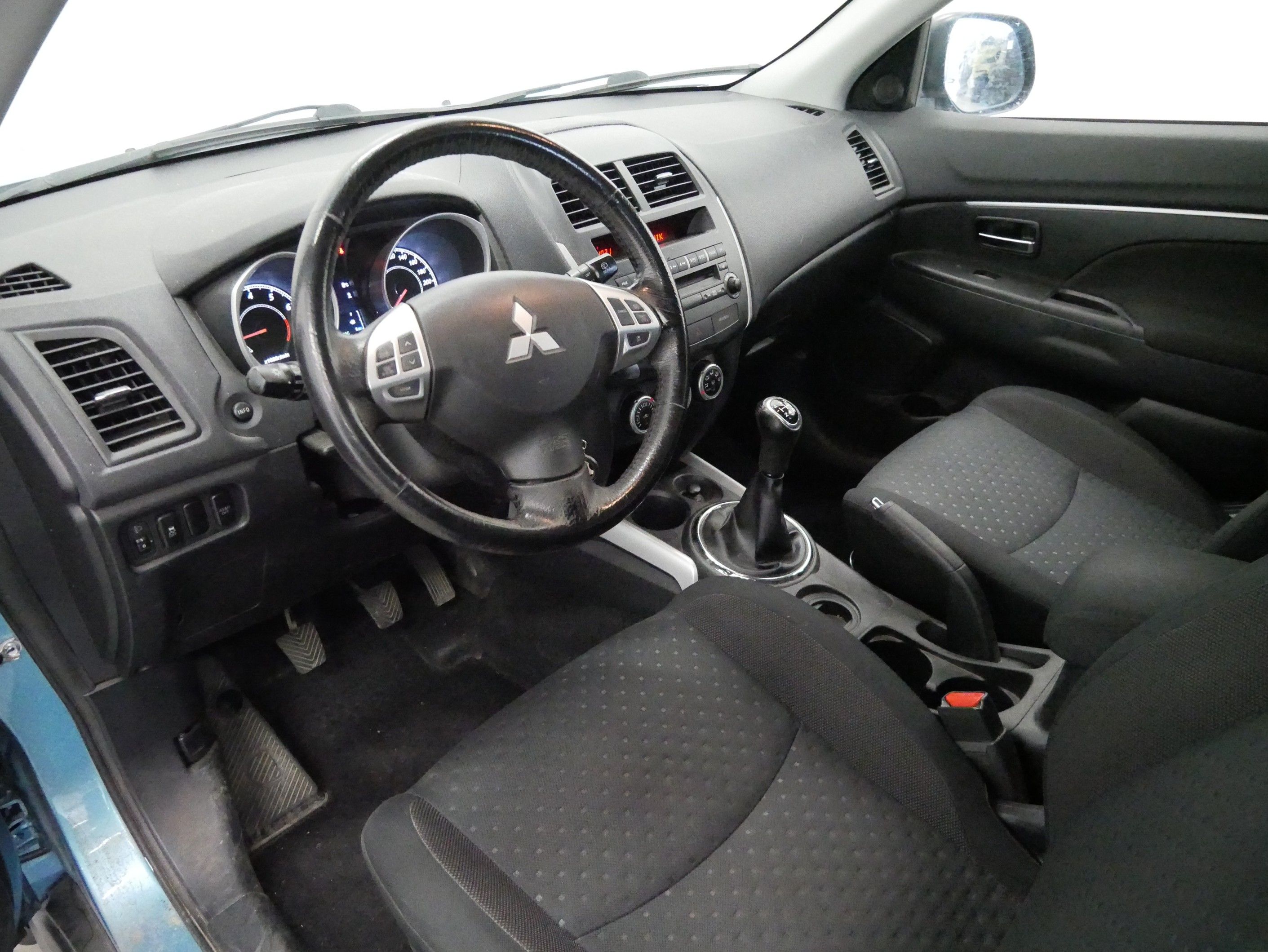 Mitsubishi ASX, 1.6 86 kW MIVEC - fotka 5