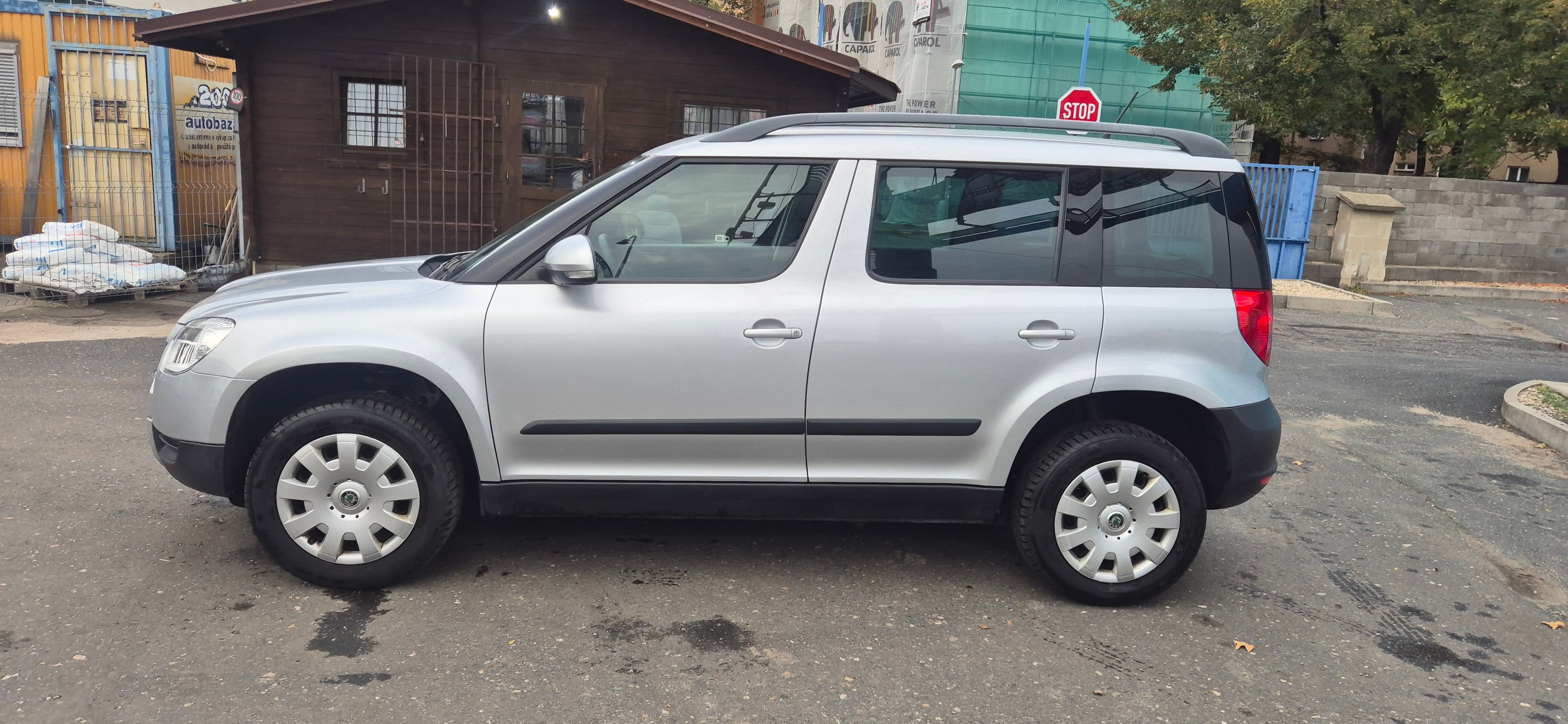Škoda Yeti, 1.2 TSI 77KW,KLIMA,VYH.SEDADLA - fotka 4