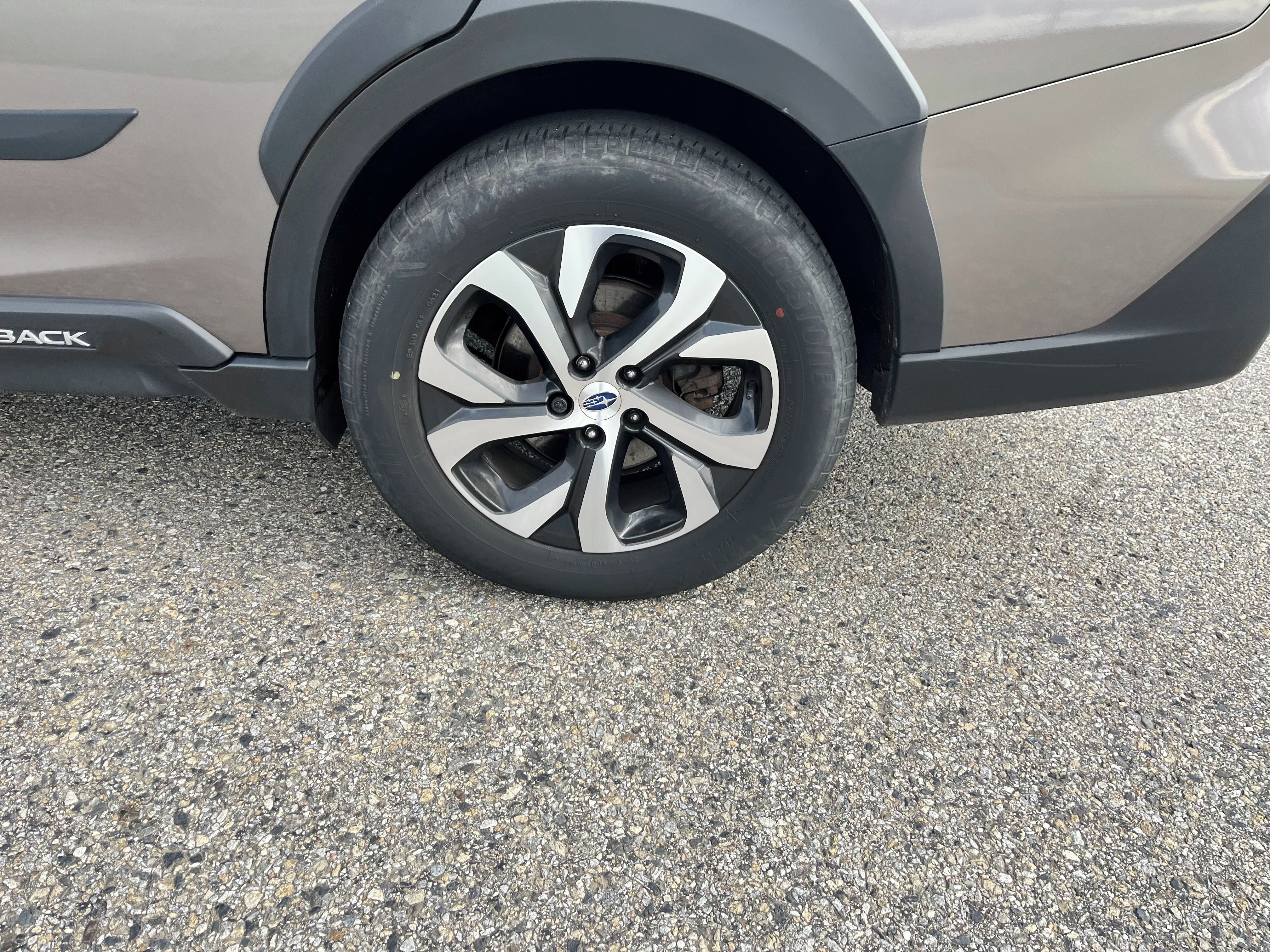 Subaru Outback, Touring, tažné, 2x pneu +disky - fotka 4