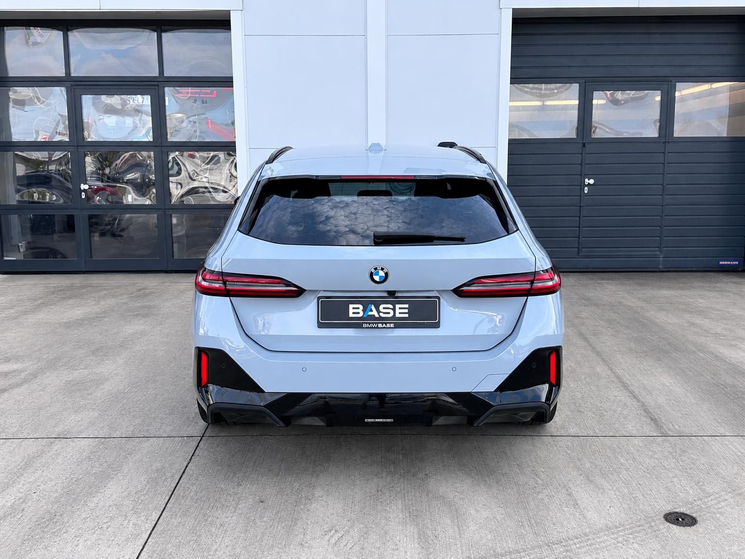 BMW Řada 5, 540d xDrive Touring M-Sport - fotka 5