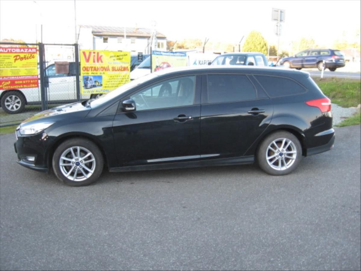 Ford Focus, 1,6 Duratec  kw 77 - fotka 3