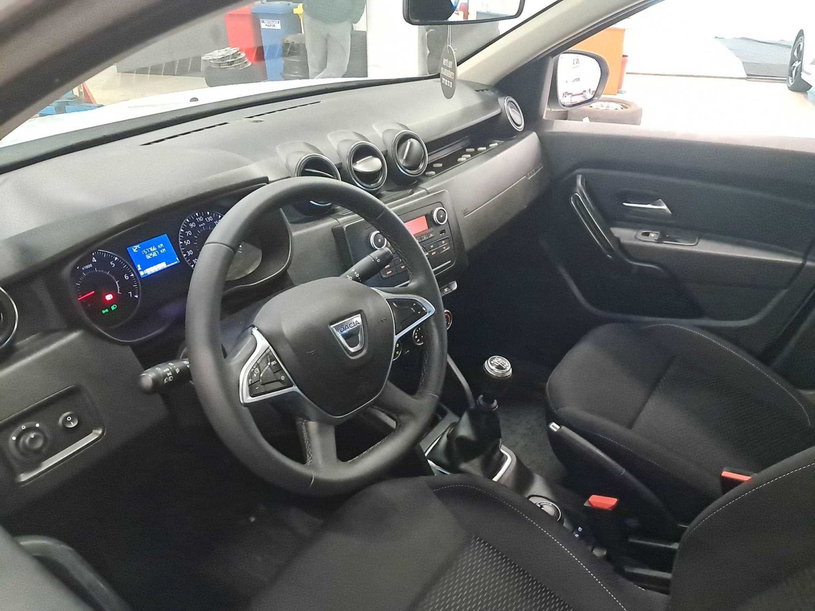 Dacia Duster, 1.5 Blue dCi, 4X4, Tempomat - fotka 3