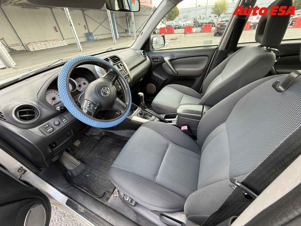 Toyota Rav4, 2.0 VVT-i 4WD,ČR,4x4,TZ - fotka 3