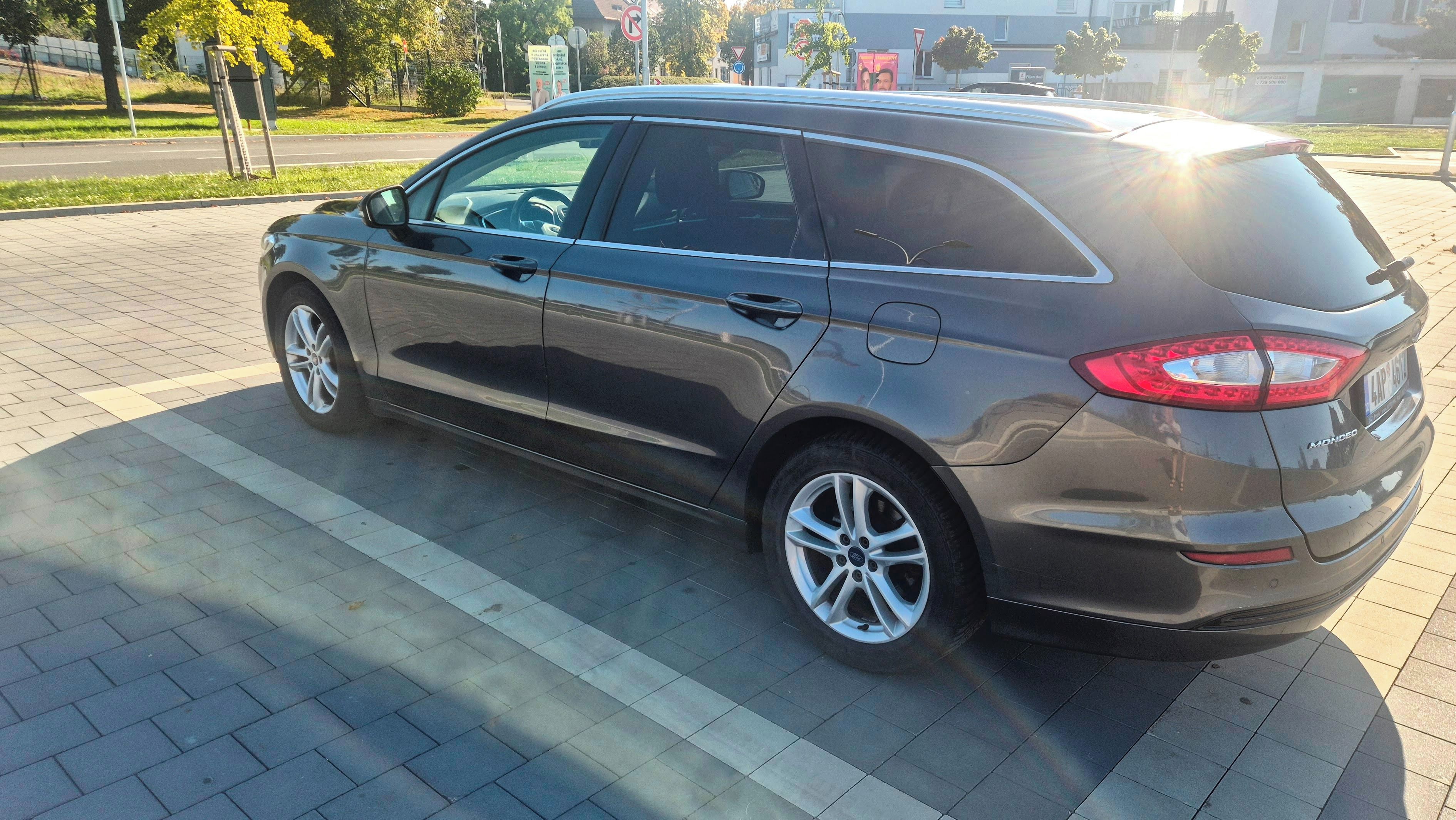 Ford Mondeo, Mondoe Mk 5 2.0 TDCi - fotka 4