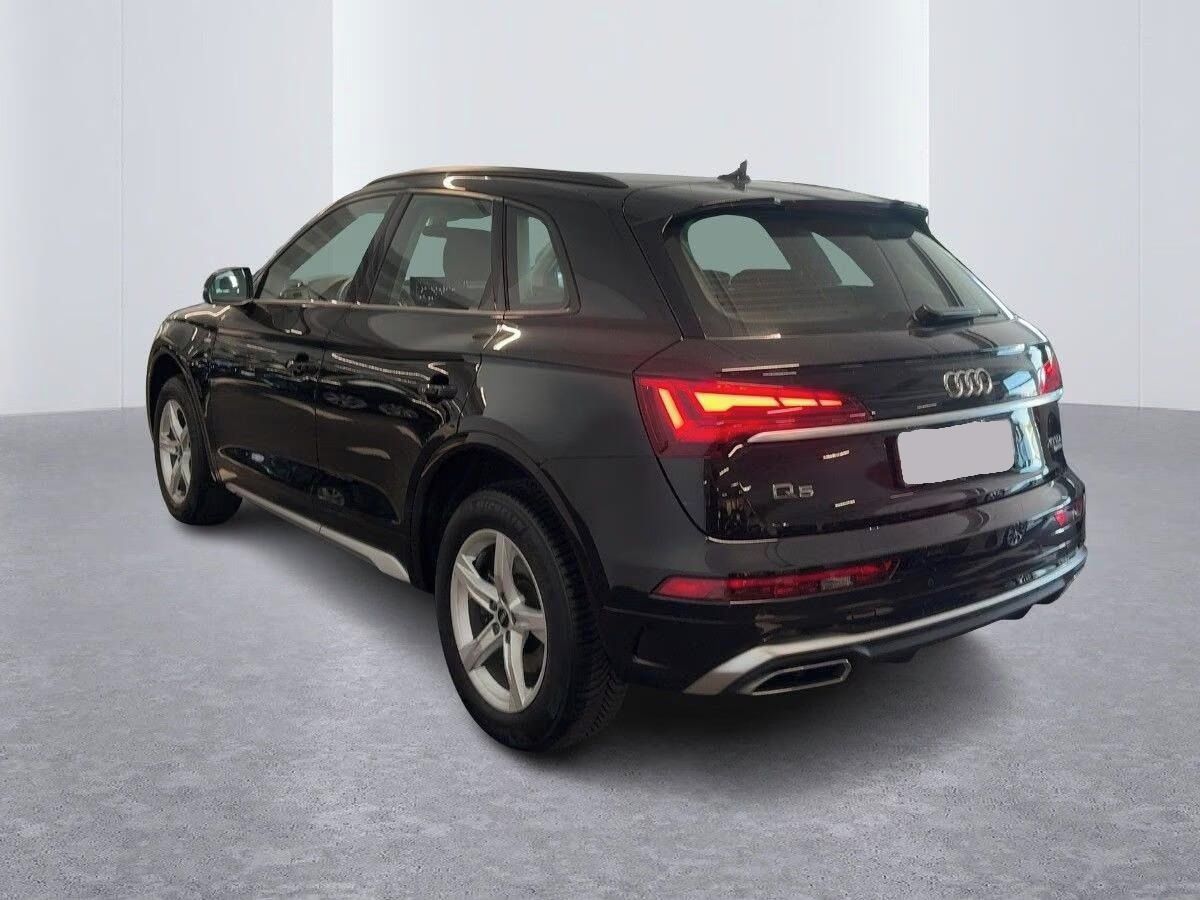 Audi Q5, 40 TDI quattro S line S tronic - fotka 4