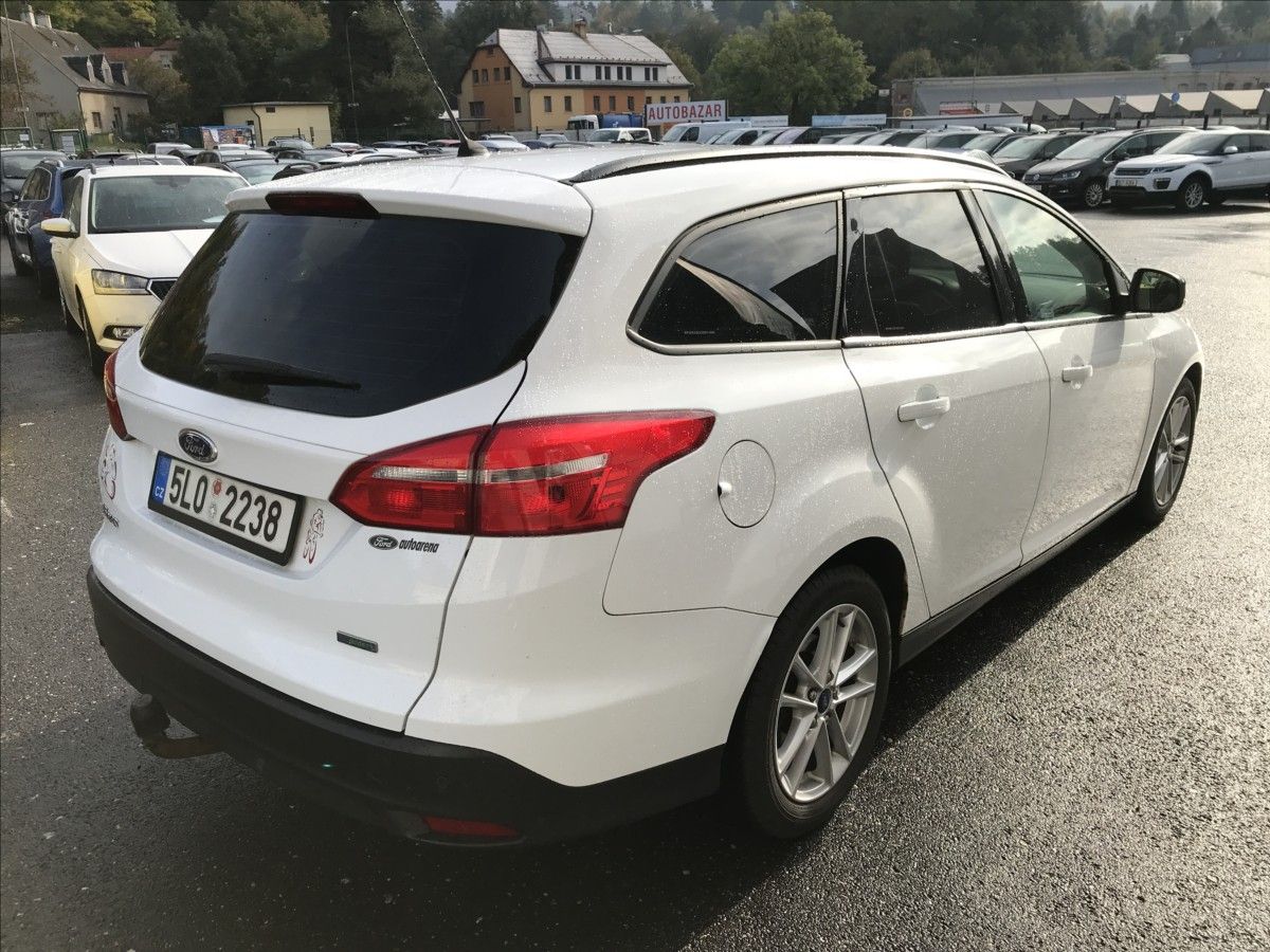 Ford Focus, 1,0 EcoBoost 92kW Combi - fotka 4