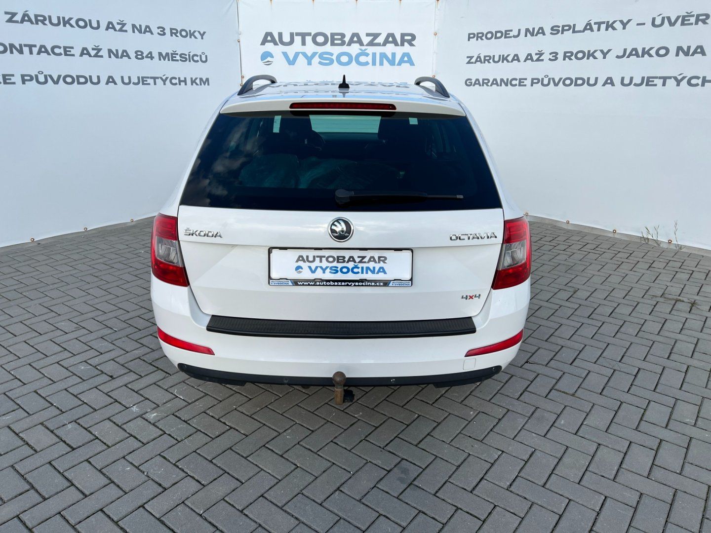 Škoda Octavia, 1.6TDi 77kW 4x4! 2xkola! tažné - fotka 5
