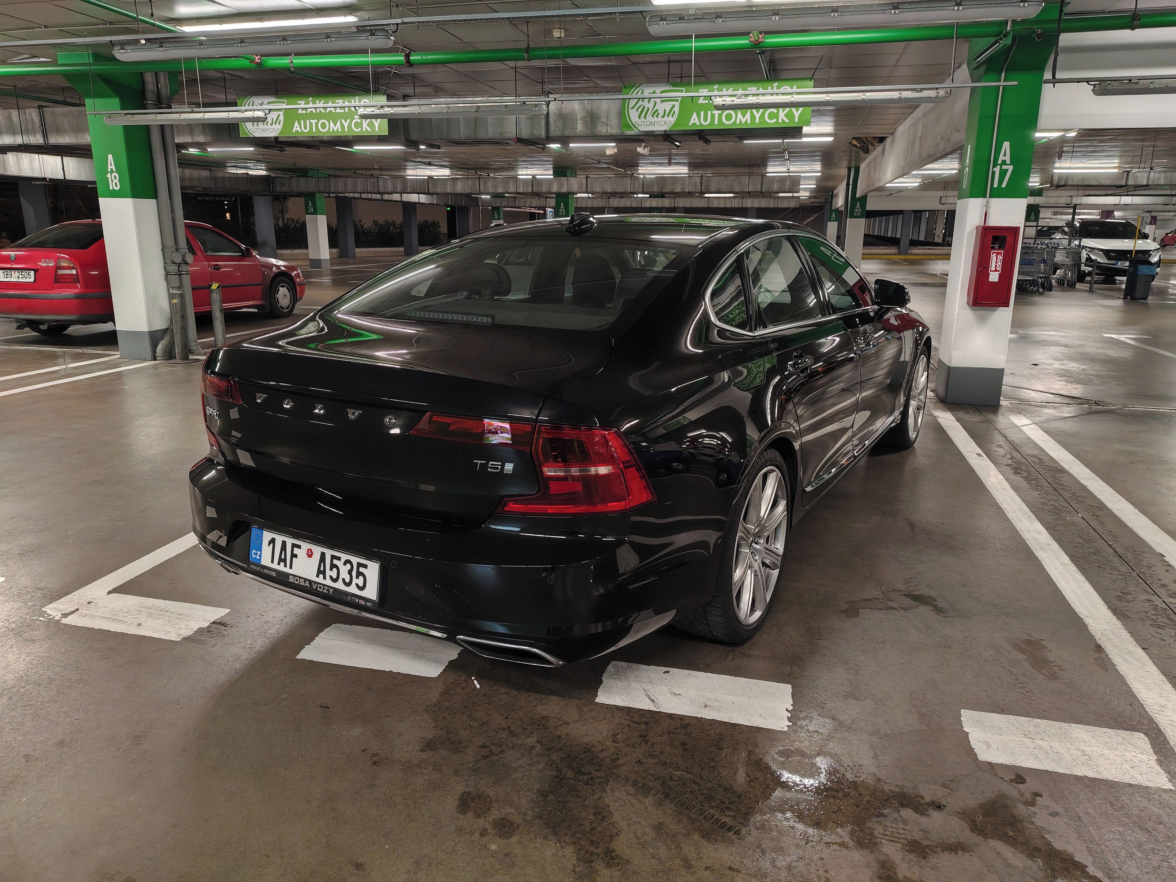 Volvo S90, Top stav. Pravidelný servis. - fotka 3