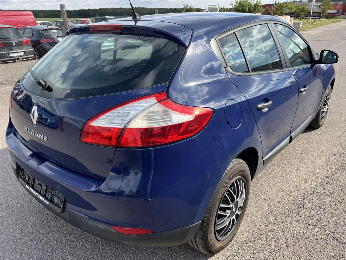 Renault Mégane, 1,6 i KLIMA SERVIS STK 2/2027 - fotka 6