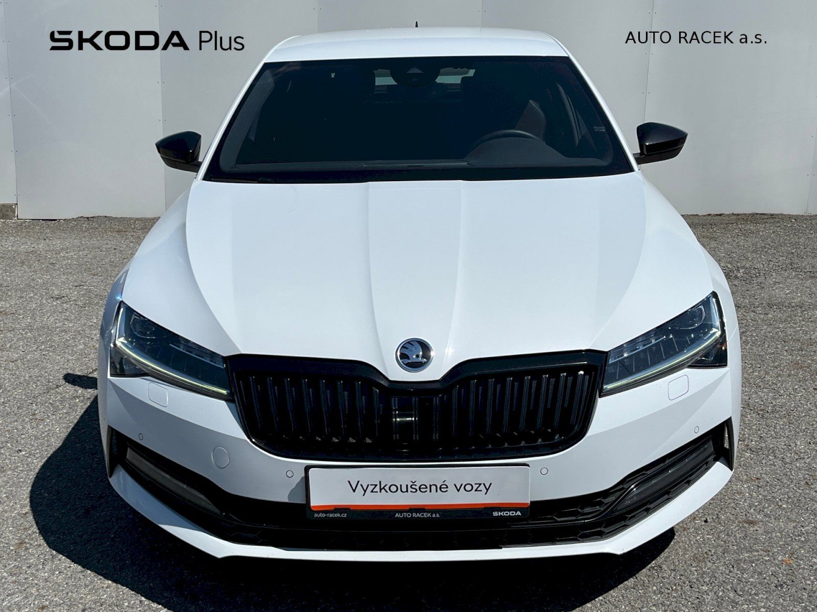 Škoda Superb, 2.0 TSI 206kW SportLine 4x4 DS - fotka 4