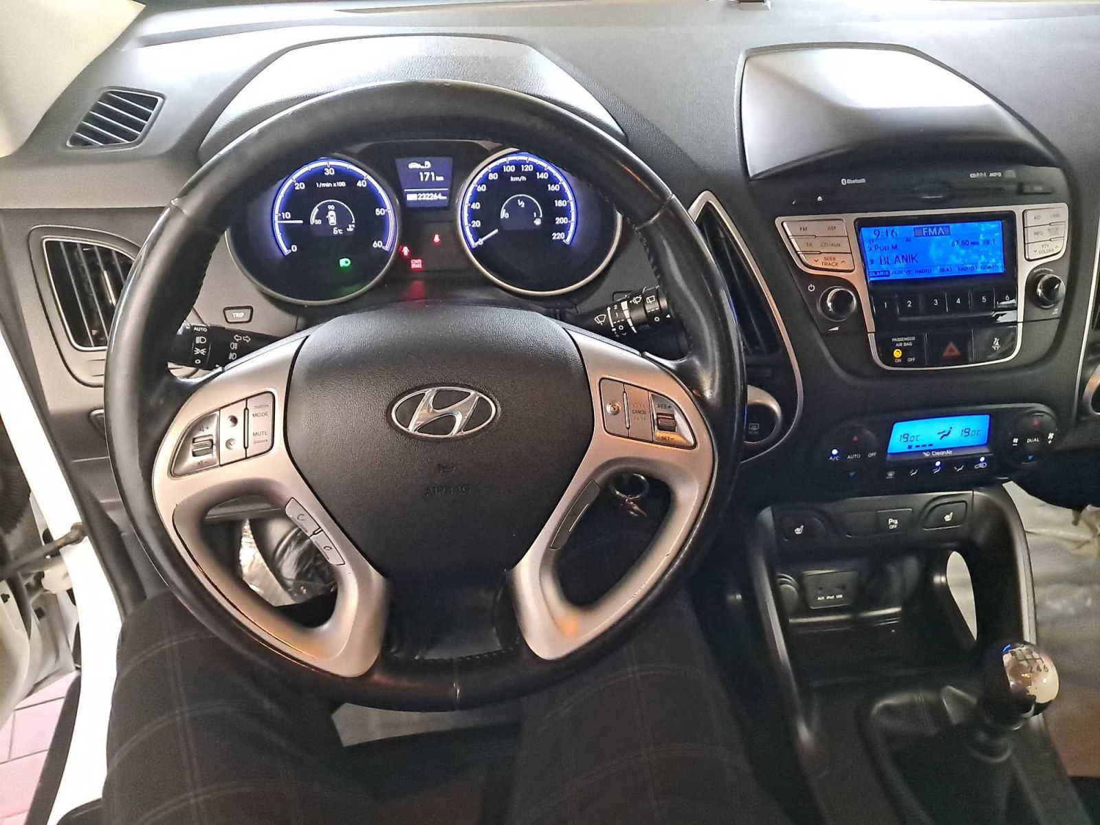 Hyundai ix35, 1.7 CRDi, ČR,1.maj - fotka 3