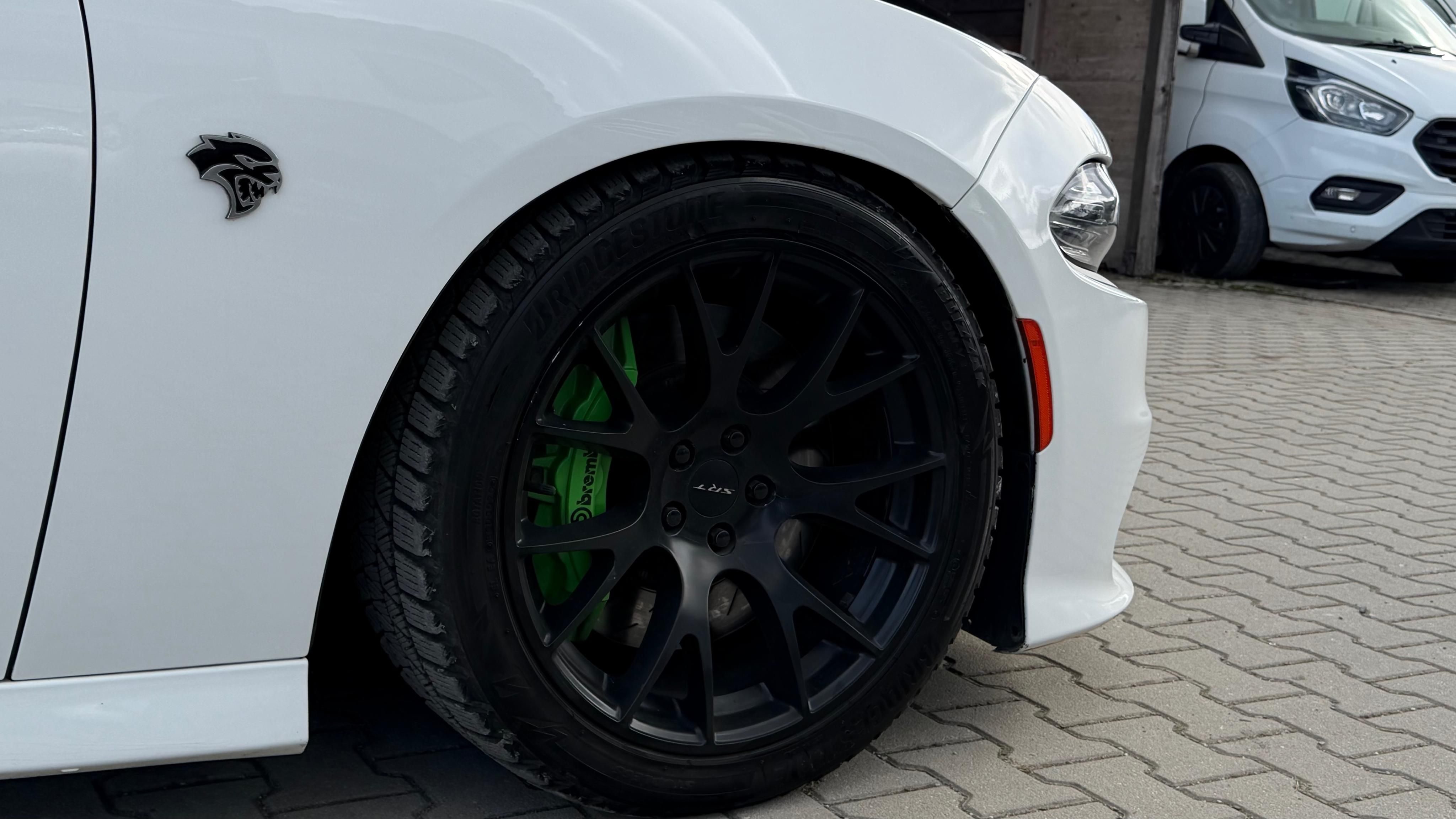 Dodge Charger, 6.2 Hemi SRT 527 KW - fotka 6