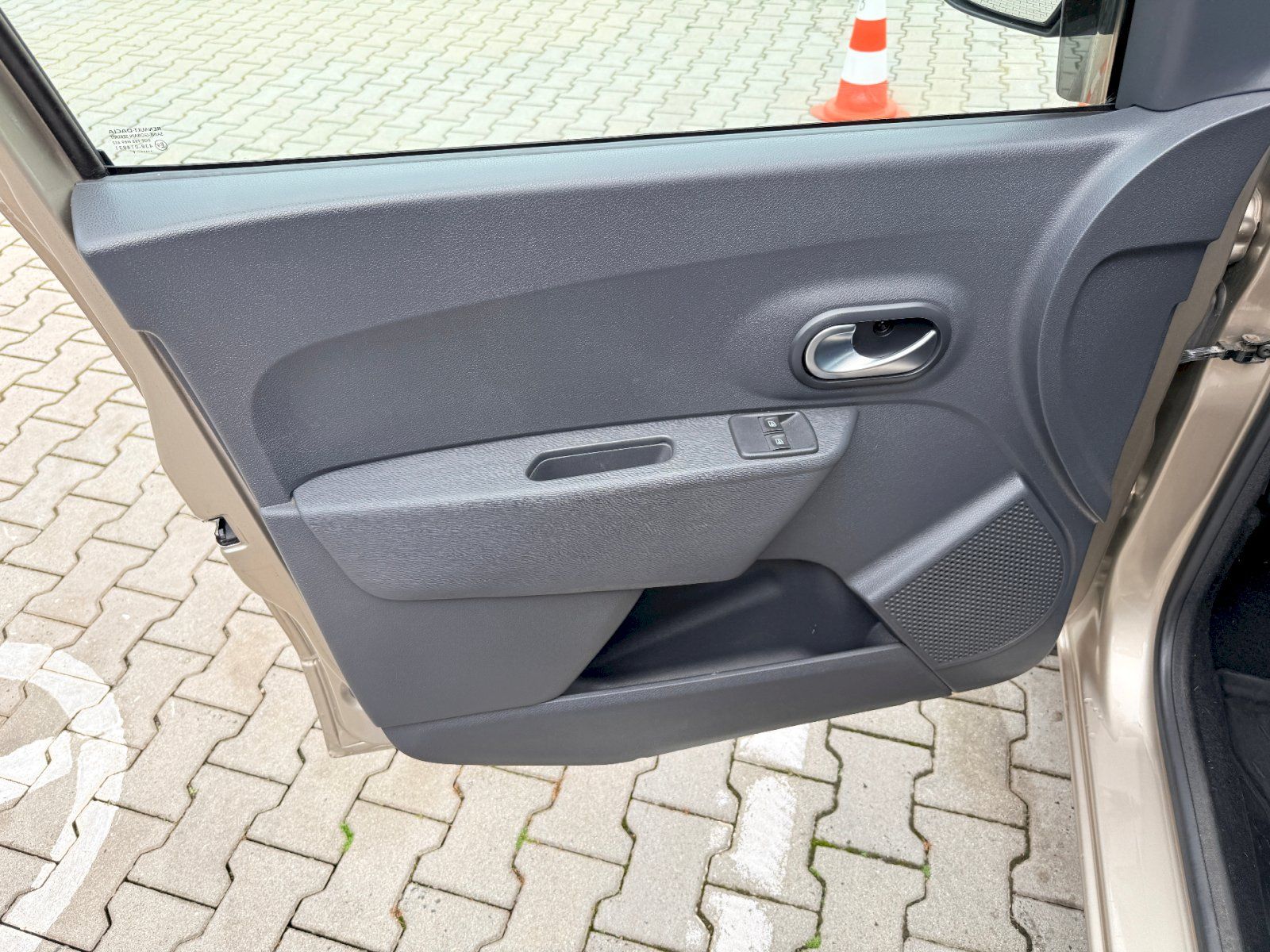 Dacia Dokker, 1.6SCe 75kW/102PS 1.majitel - fotka 6