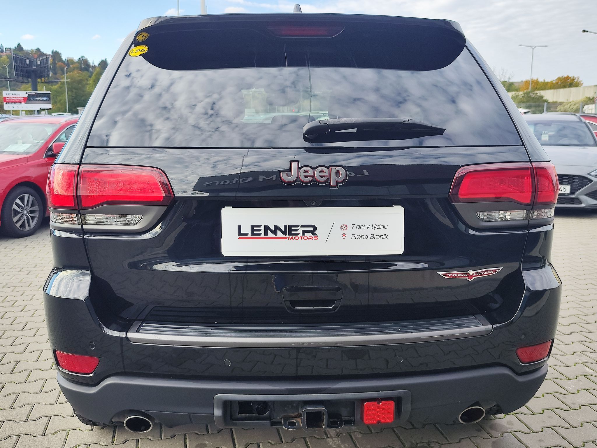 Jeep Grand Cherokee, 5.7 HEMI/268kW V8 Trailhawk AT - fotka 6