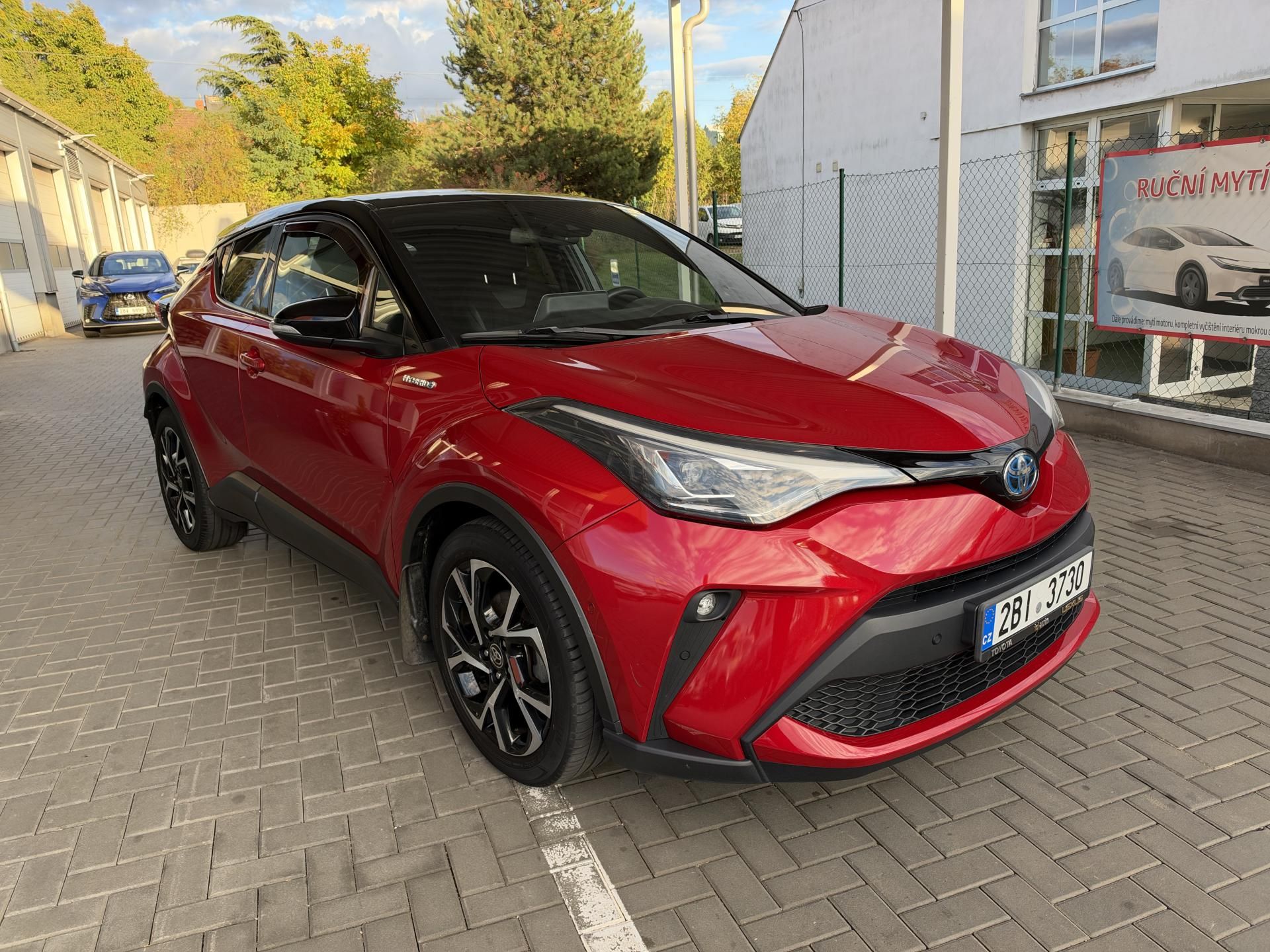 Toyota C-HR, 2,0 Hybrid Selection - fotka 3