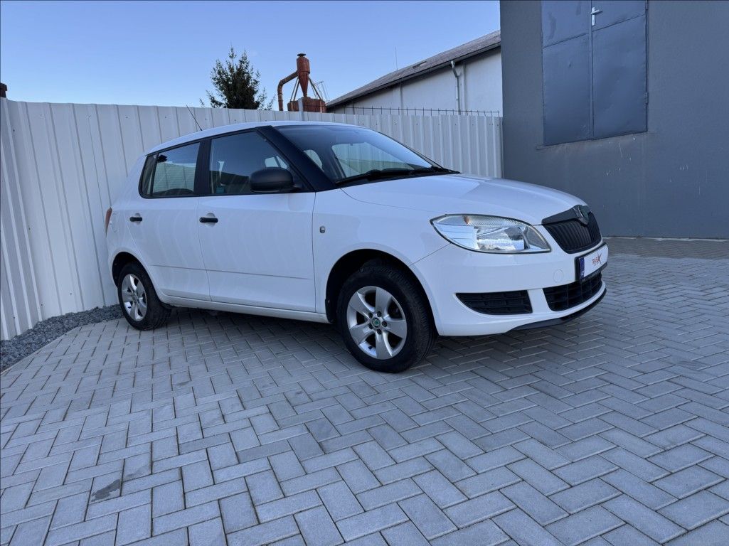 Škoda Fabia, 1,4 i 16V tažné DPH 1.maj. ČR