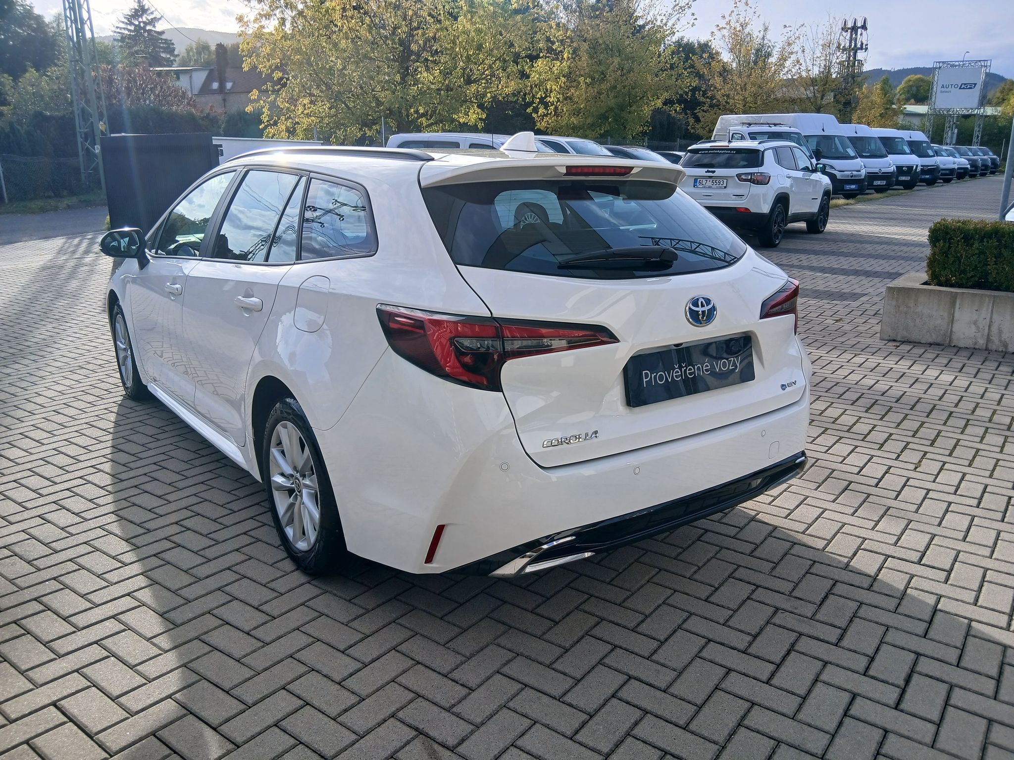 Toyota Corolla, 1.8 Hybrid Comfort Tech TS - fotka 3