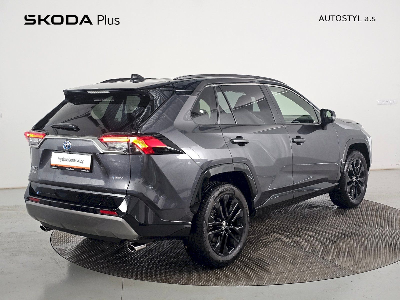 Toyota Rav4, 2.5HEV 222k 4X4 SELECTION - fotka 2