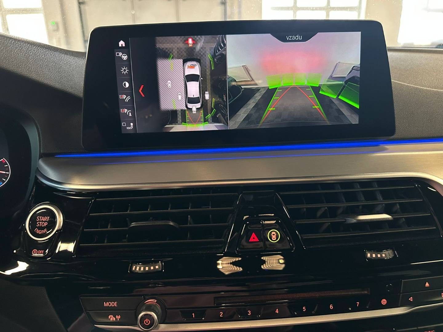 BMW Řada 5, 540i xDrive - fotka 6