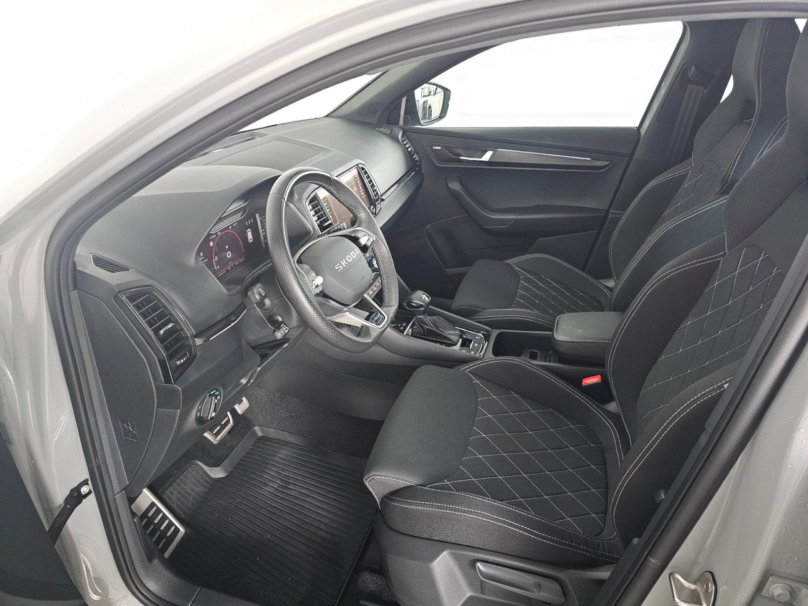 Škoda Karoq, 2.0TDi 110kW 4x4 SPORTLINE WEB - fotka 6