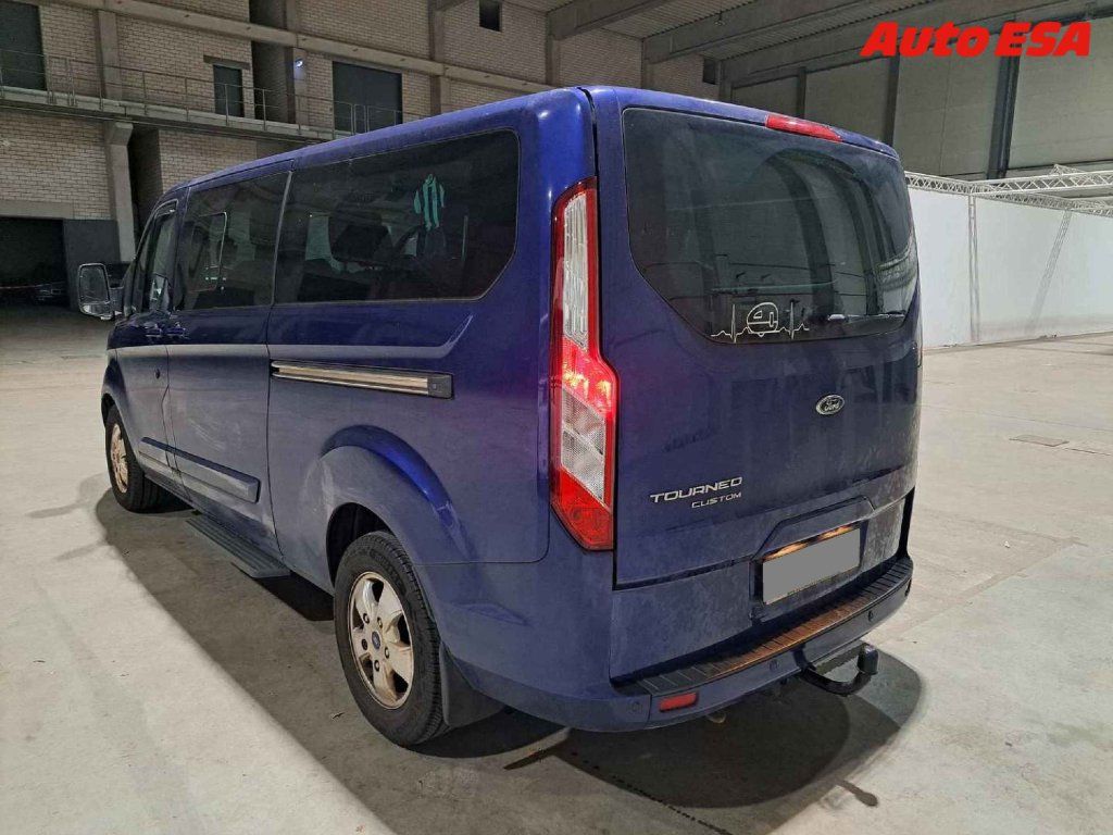 Ford Tourneo Custom, 2.0TDCi L2 9míst,Limited - fotka 5