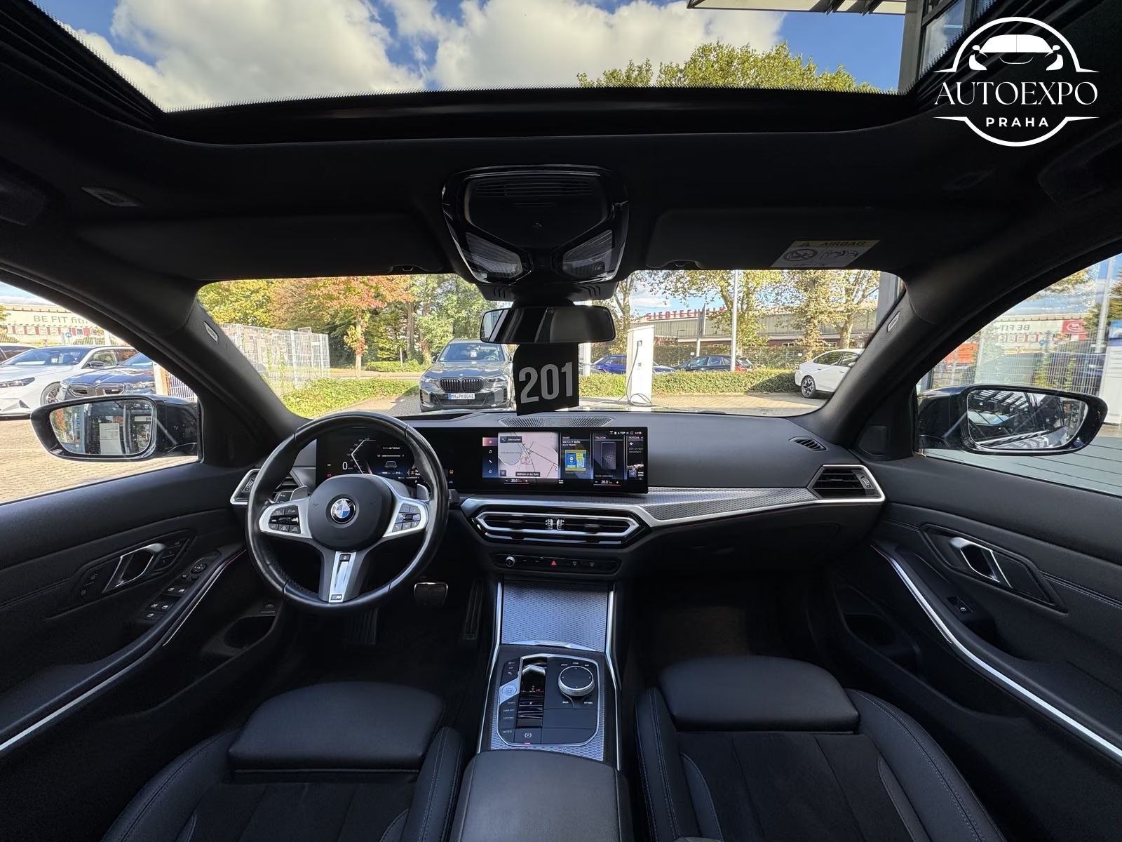 BMW Řada 3, 330d xDrive MsportPro*PANORAMA - fotka 4