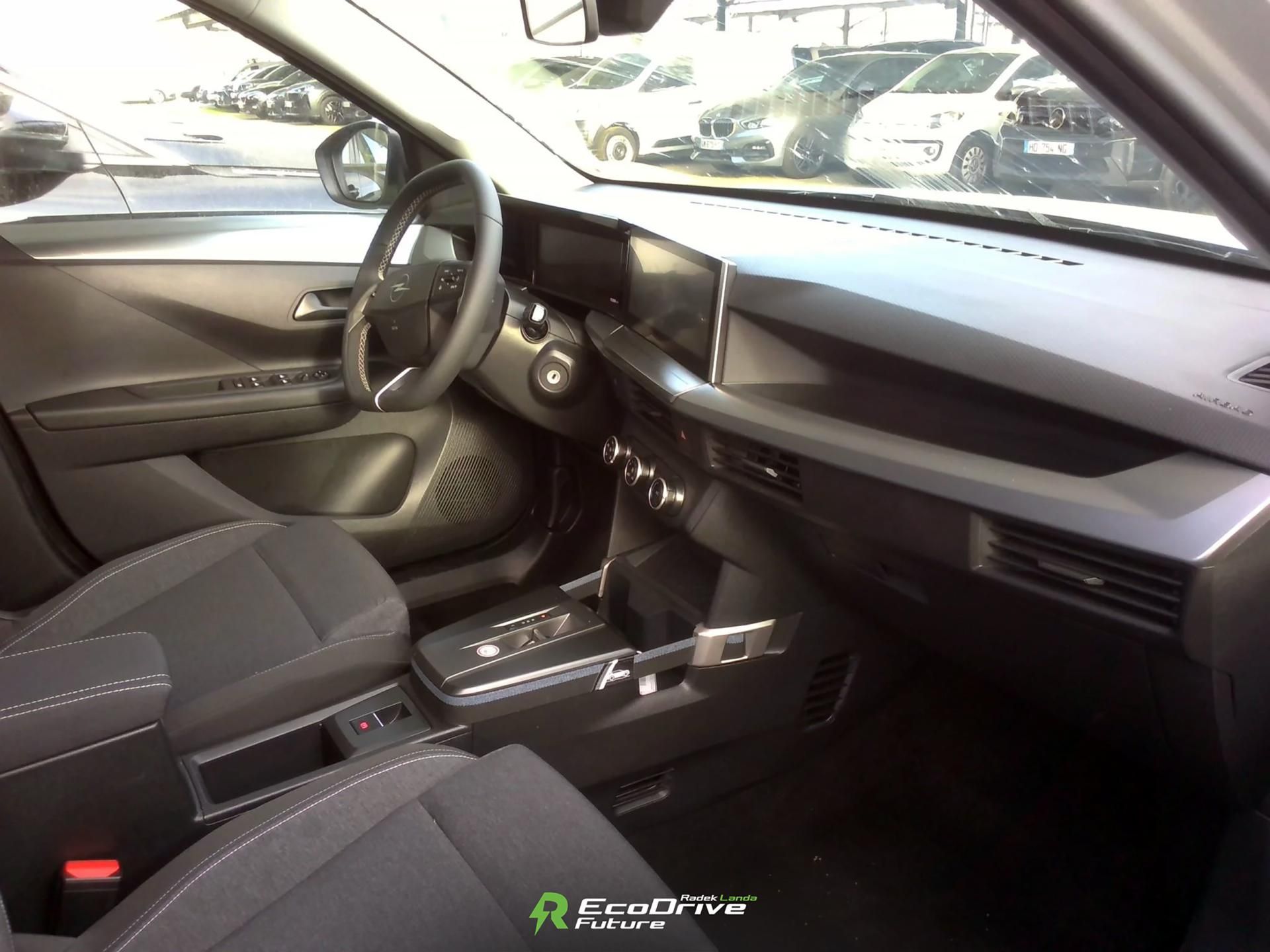Opel Frontera, Kamera, navigace - fotka 3