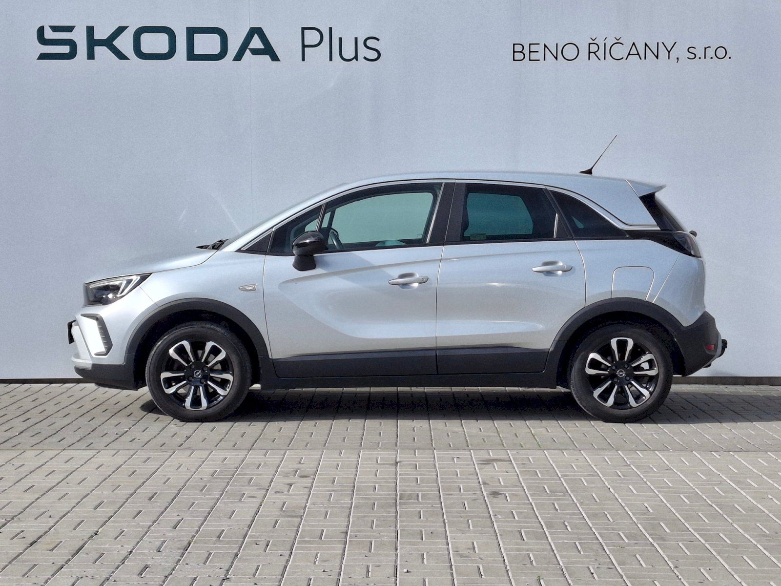 Opel Crossland, Elegance Automat 1,2Turbo 96kW - fotka 3
