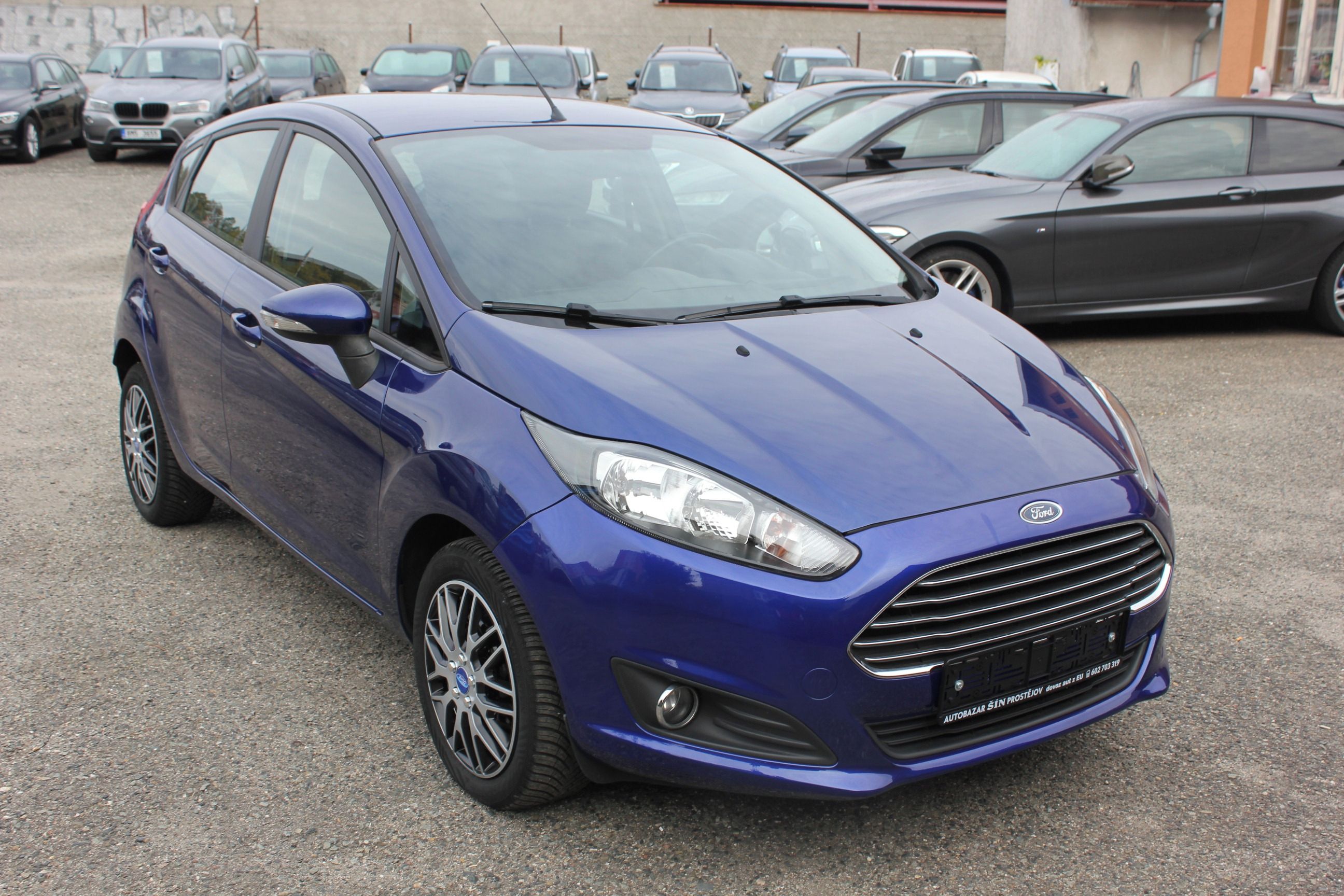 Ford Fiesta, 1.25, VÝHŘEV SKLA, SEDADEL