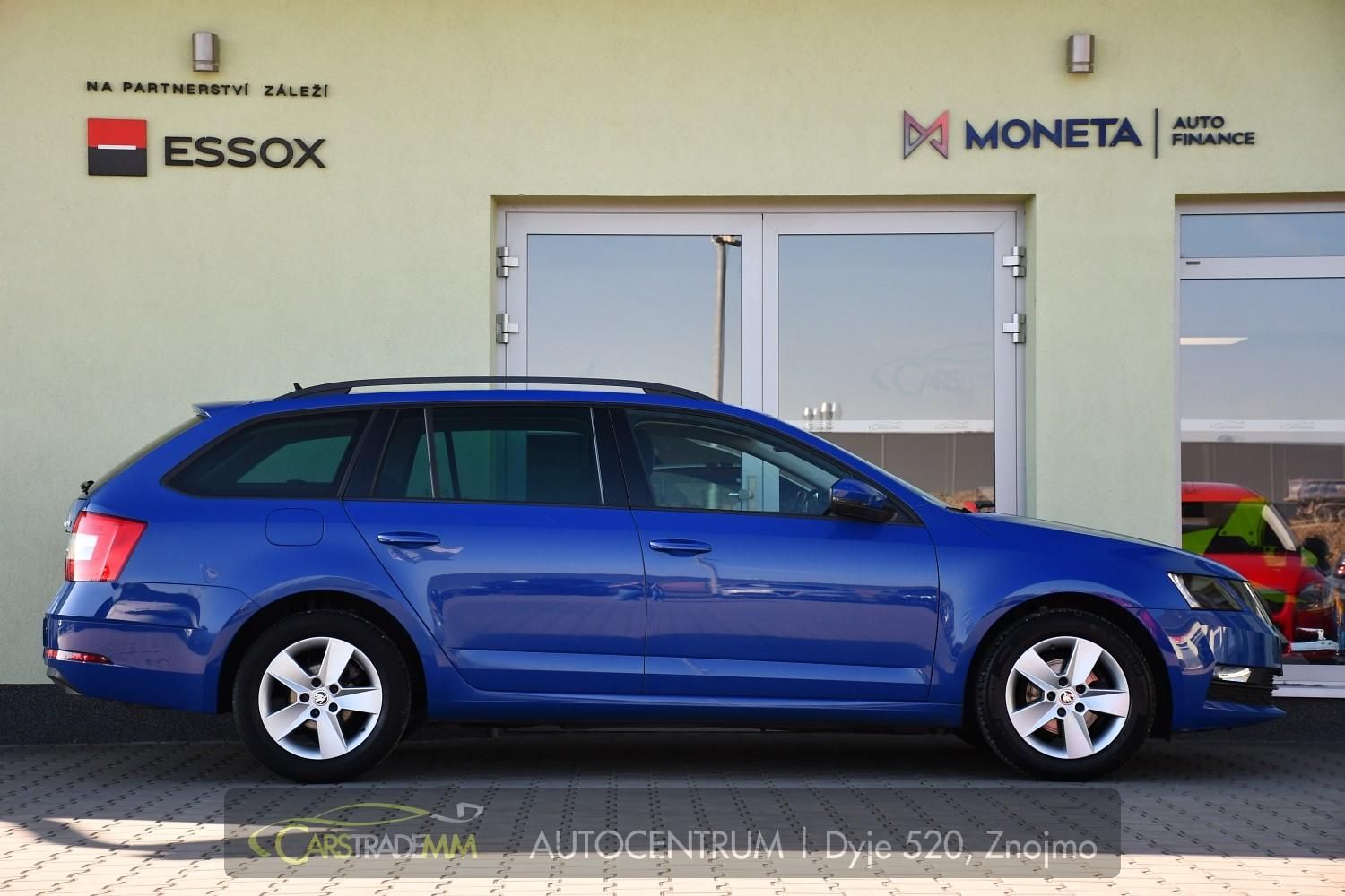 Škoda Octavia, 1,6TDi MT CARPLAY TAŽNÉ - fotka 6