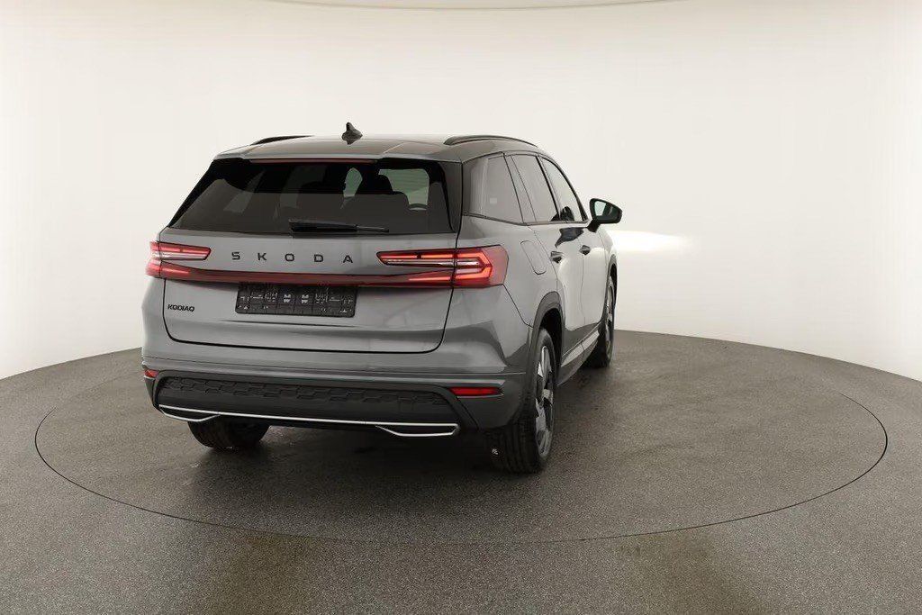 Škoda Kodiaq, 2,0 TDI 142kW  SportLine 7M - fotka 6