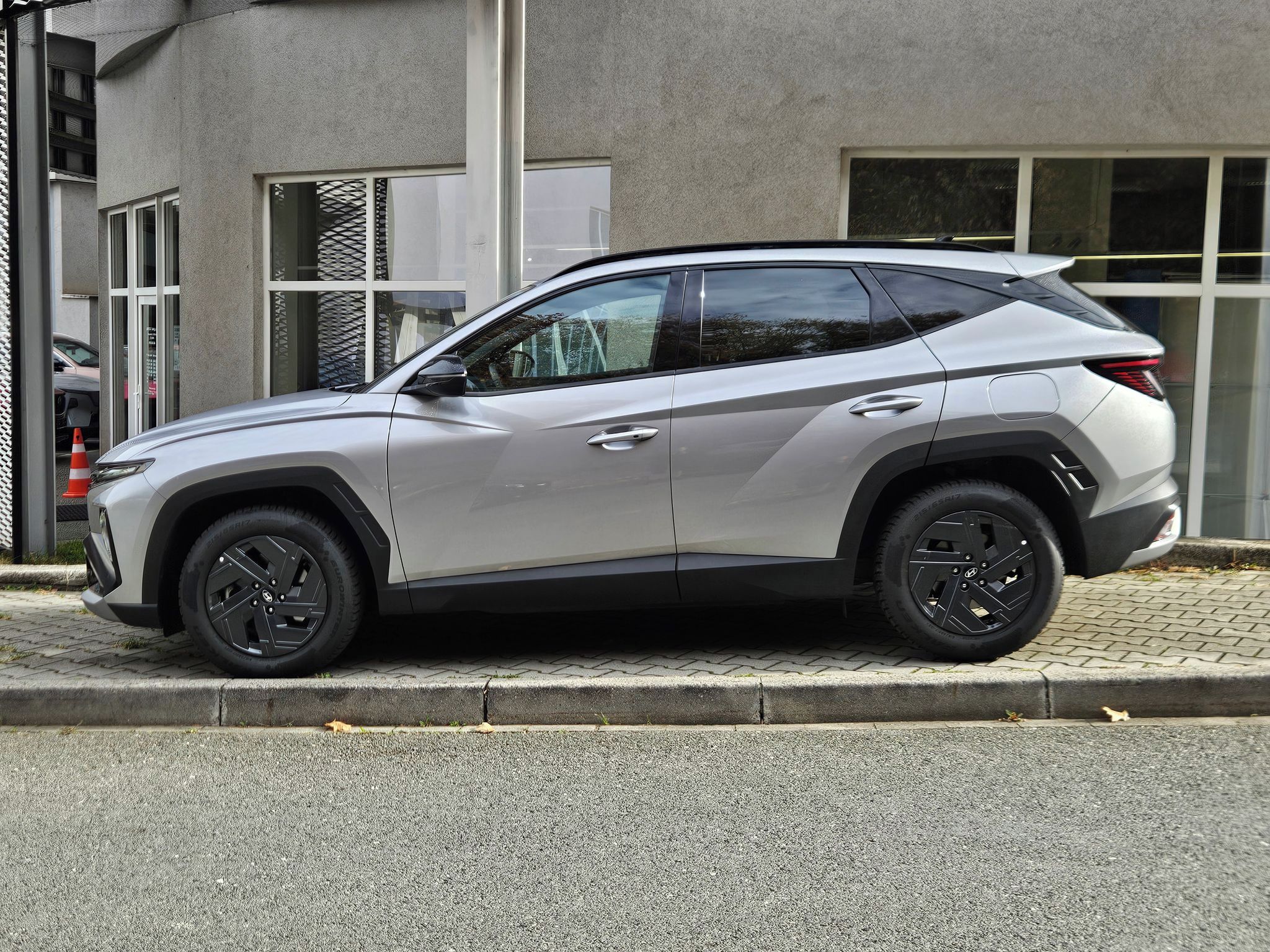 Hyundai Tucson, 1,6T-GDi DCT GO Czech!4x4,DPH - fotka 2