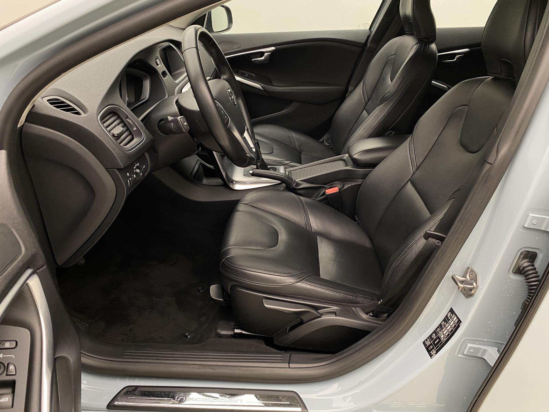 Volvo V40, D2 INSCRIPTION - fotka 3