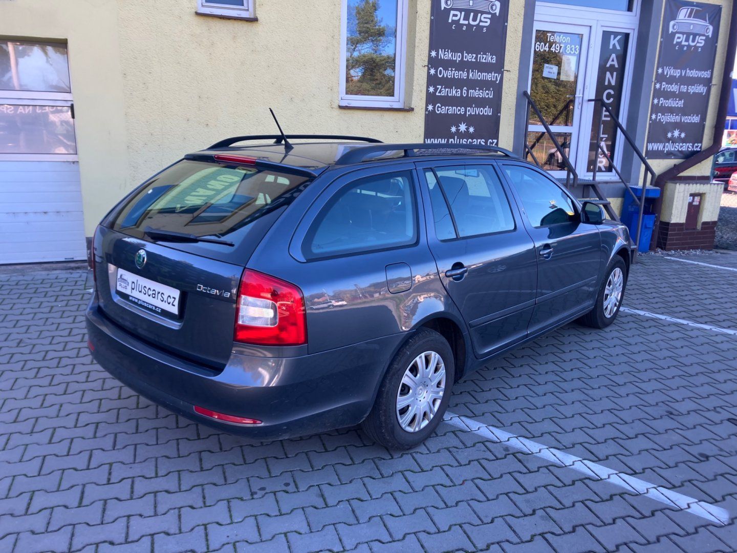 Škoda Octavia - fotka 2