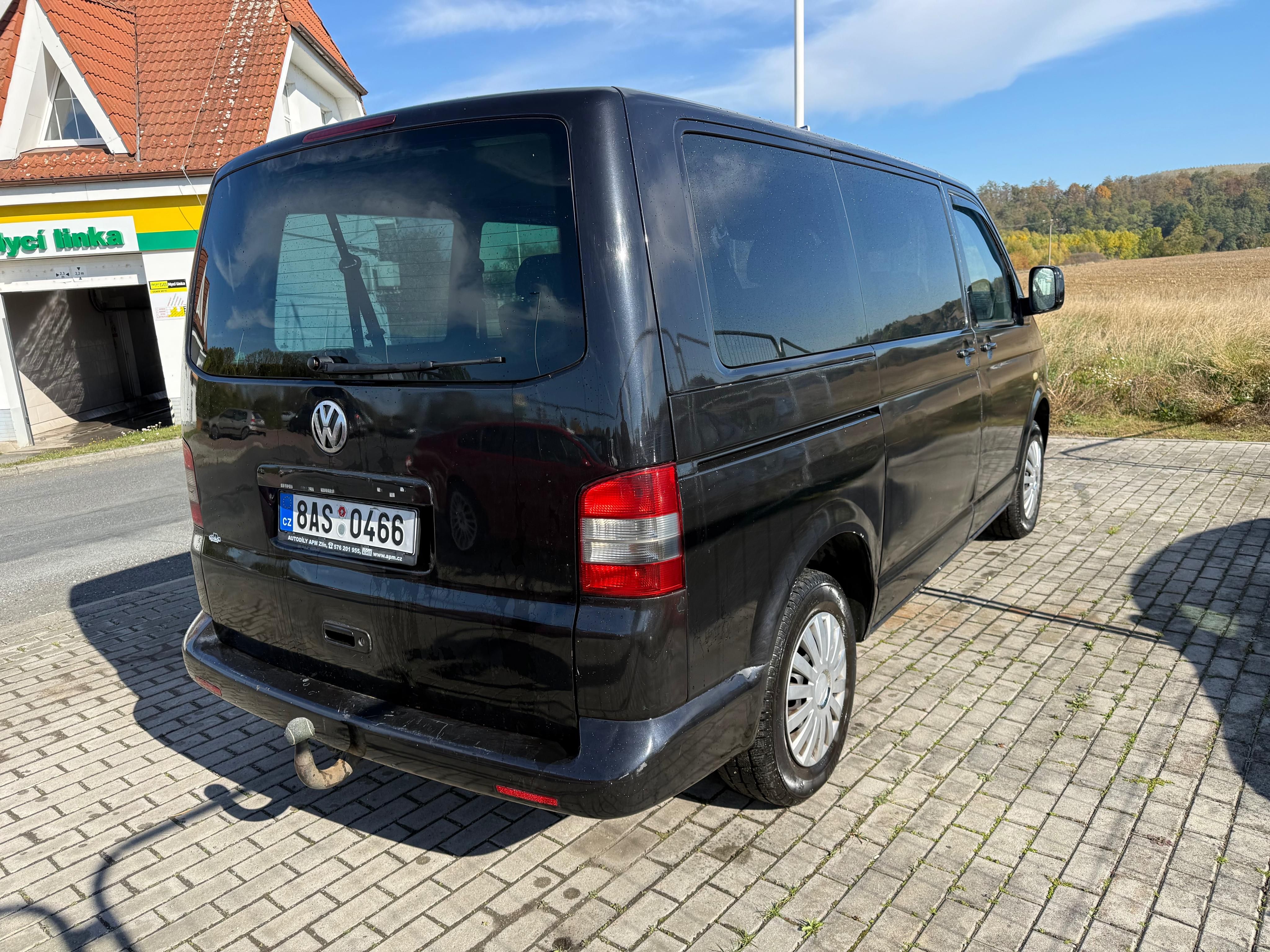 Volkswagen Transporter, T5 2,5 TDi 96 kw.9 míst..2006 - fotka 4
