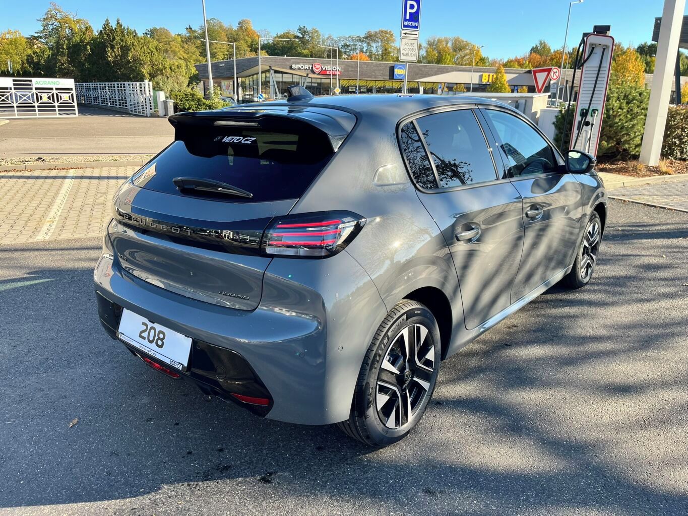 Peugeot 208, ALLURE Elektromotor 156 k (Bat - fotka 4