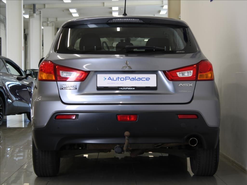 Mitsubishi ASX, 1,8 Di-D 110Kw 4x4 MT Tažné ČR - fotka 4
