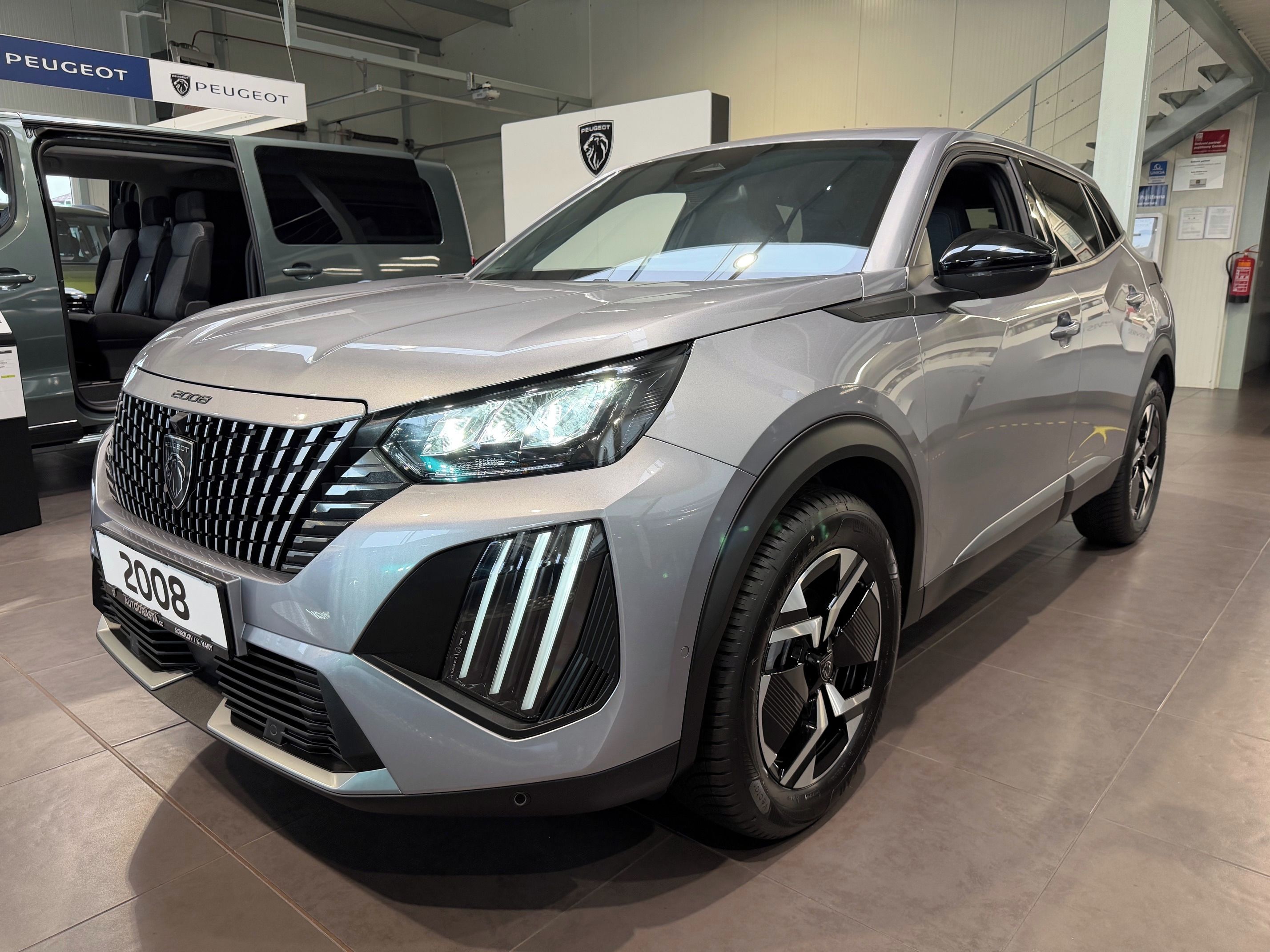Peugeot 2008, ALLURE Turbo 100 MAN6