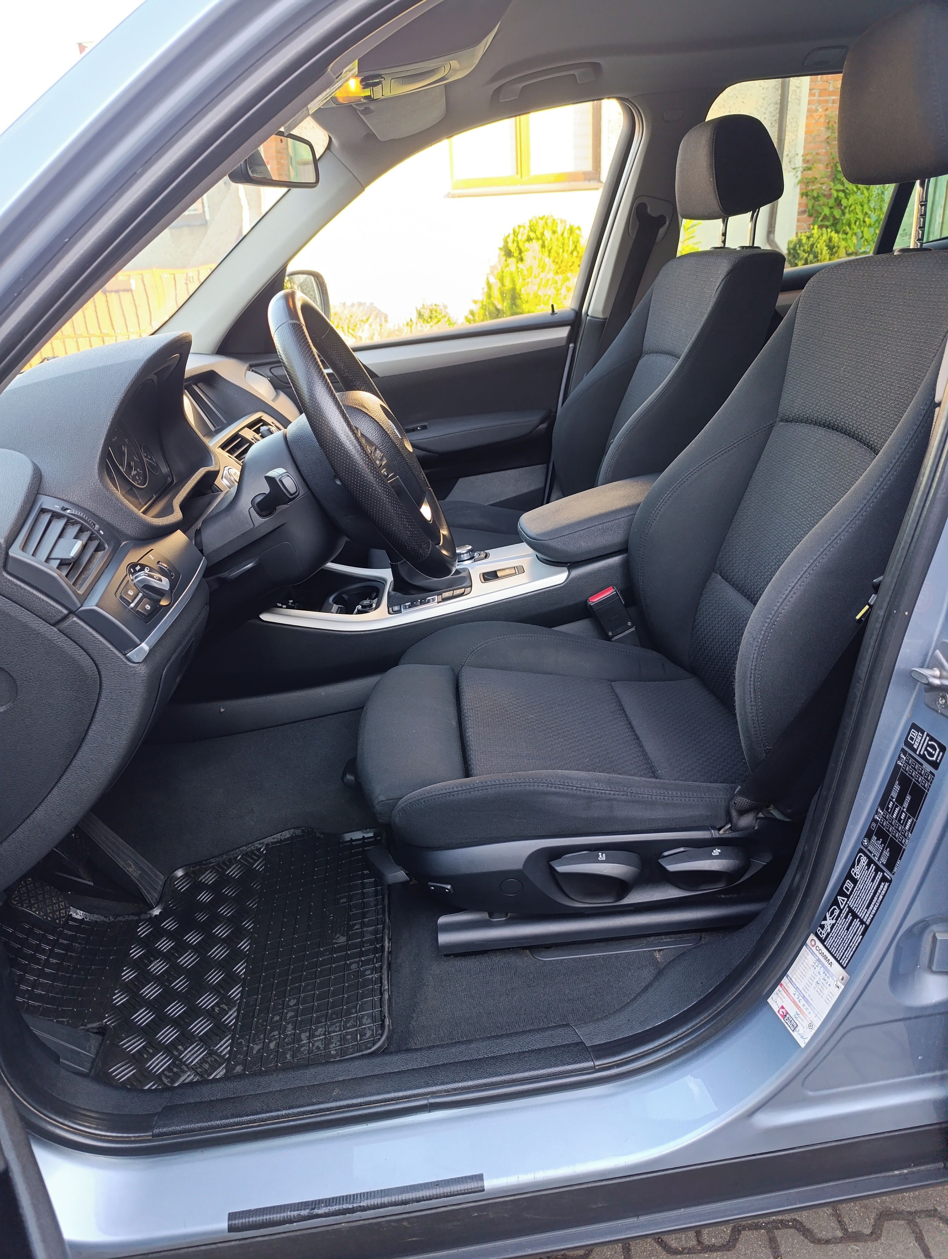 BMW X3, BMW X3 F25 2L 135kw xDrive 4x4 - fotka 6