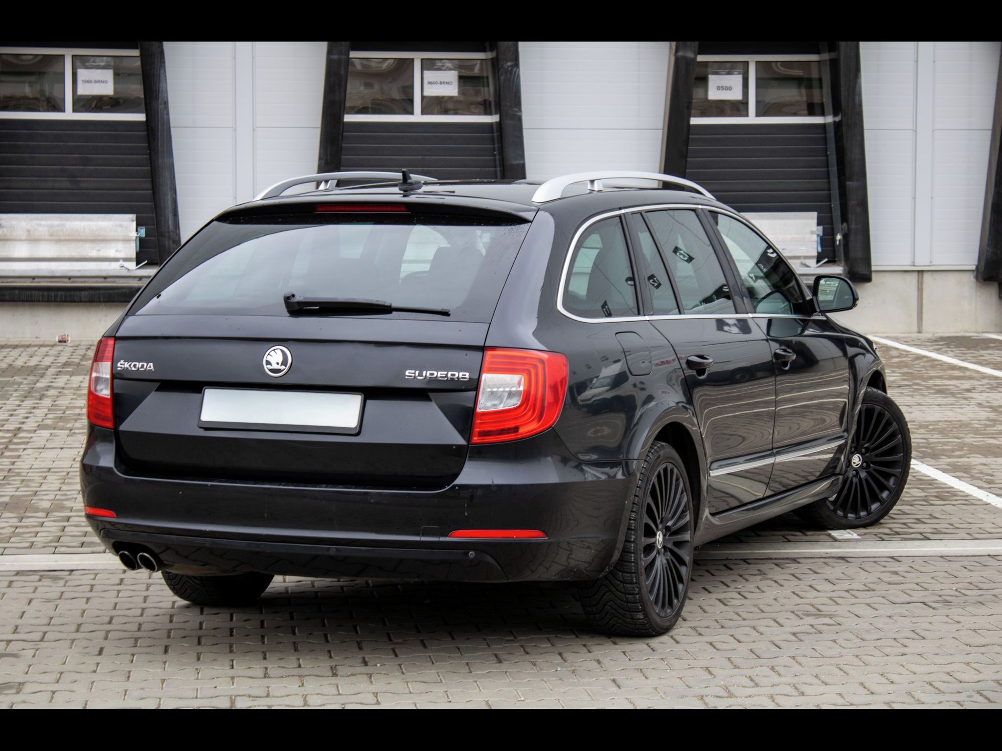 Škoda Superb - fotka 4