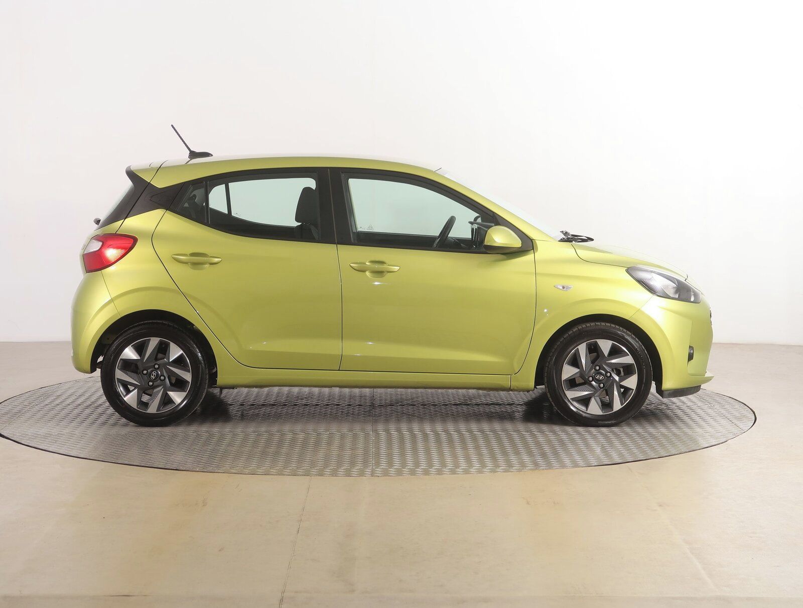 Hyundai i10, 1.2, Comfort, Automat - fotka 6