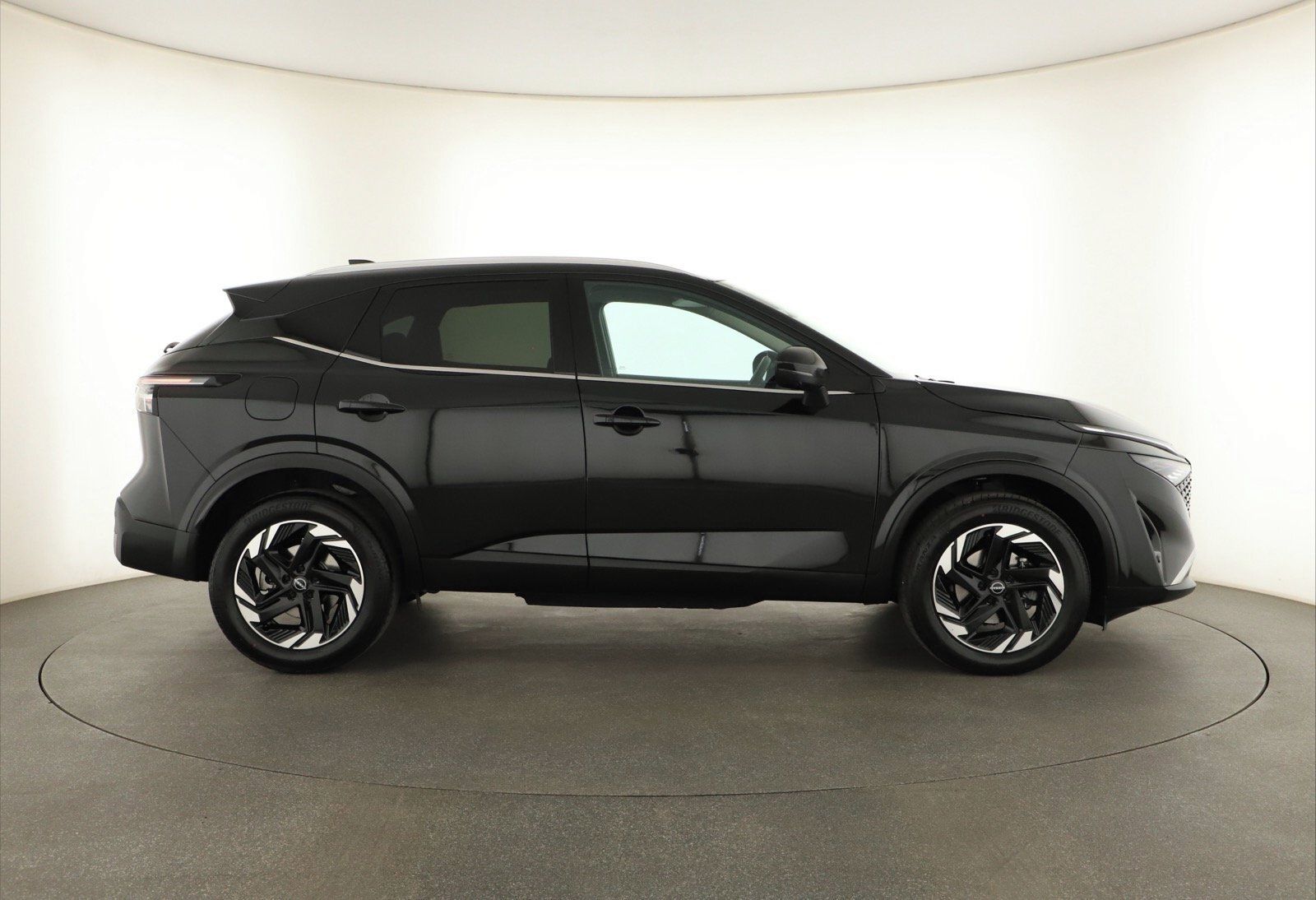 Nissan Qashqai, 1.3 DIG-T MHEV, N-Connecta - fotka 6